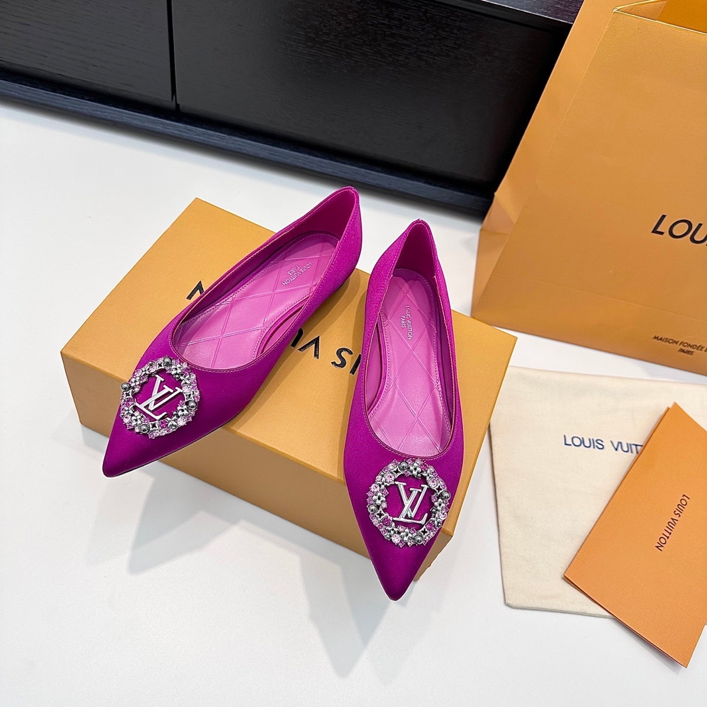 LV 26s Pointed-Toe Ballet Flat Fuchsia Pink Premium Satin 622447