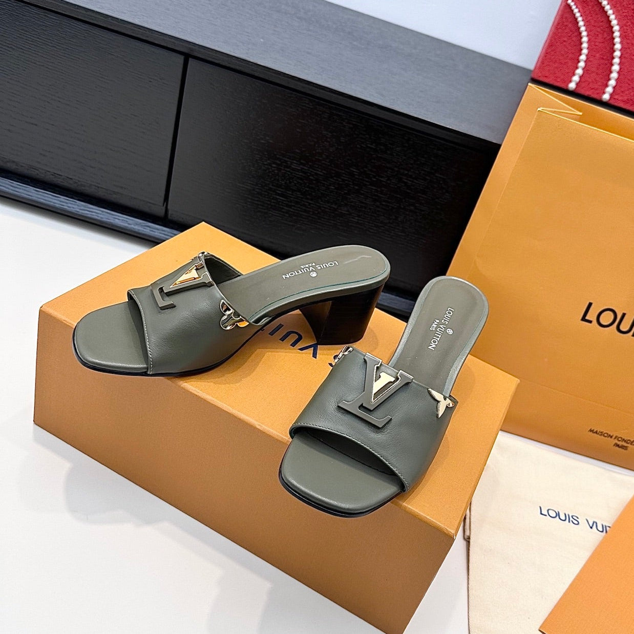 LV 26s High Heels 65 Sandals Moss Green Calfskin 622400