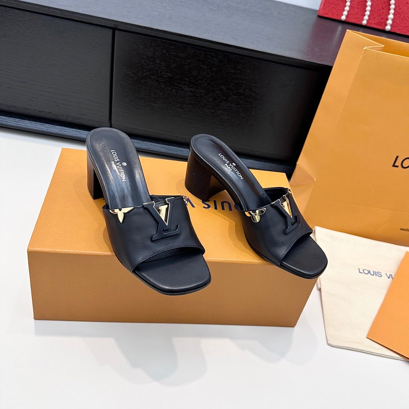 LV 26s High Heels 65 Sandals Black Calfskin 622410