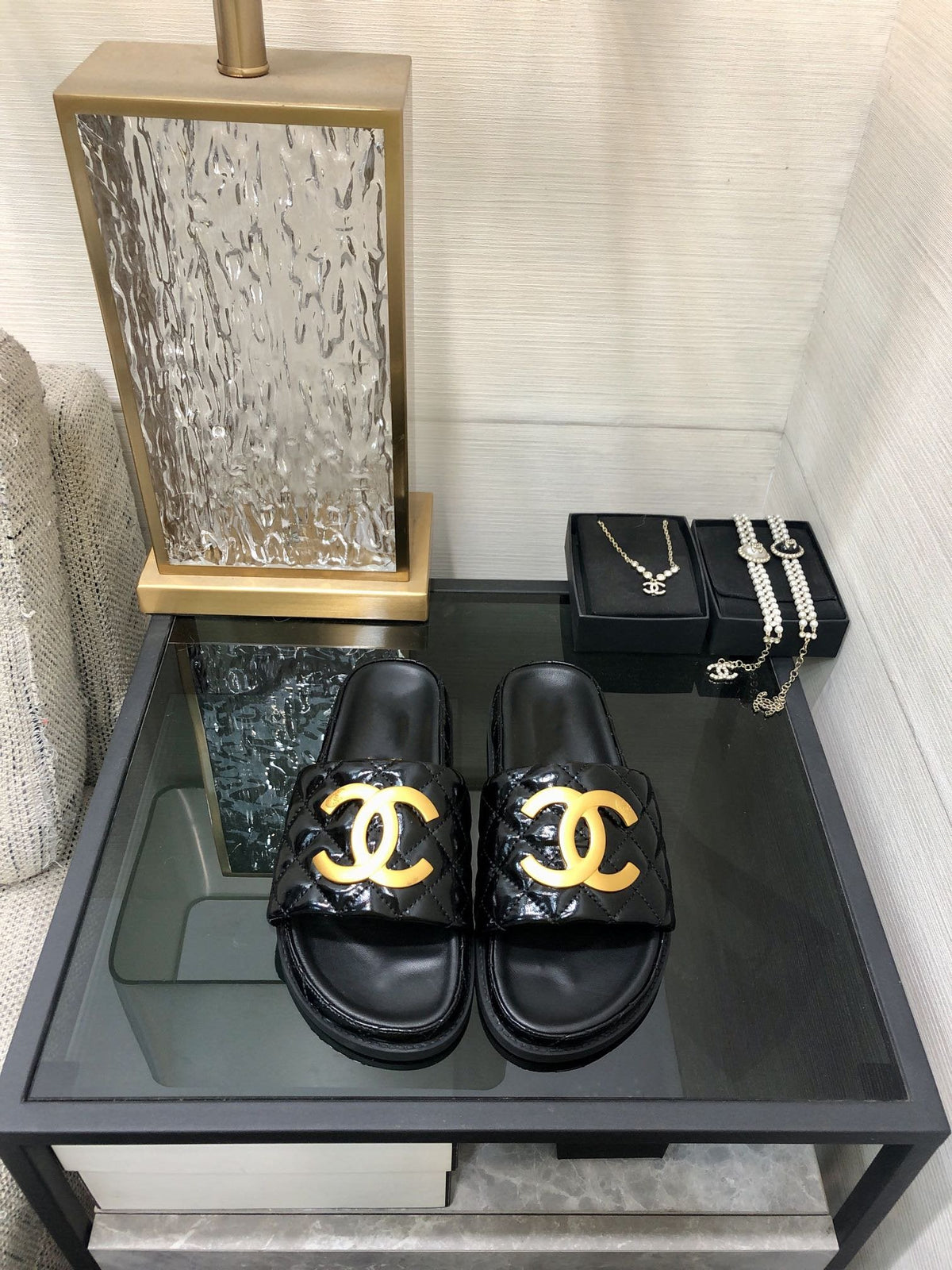 mule sandal 30 black quilted waxed leather