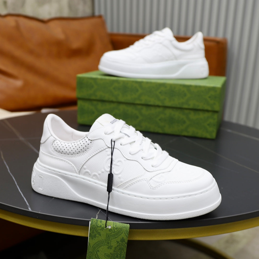 GG Men's Sneaker White Cowhide Embossed 523165