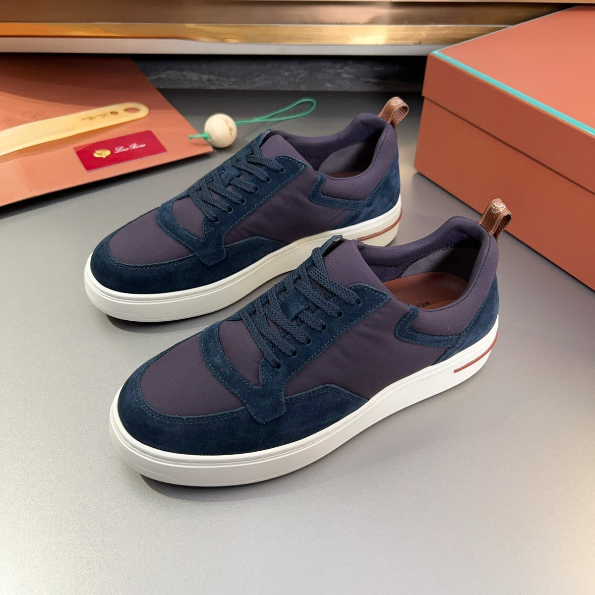 LP NEWPORT WALK SNEAKERS GRAPE SUEDE