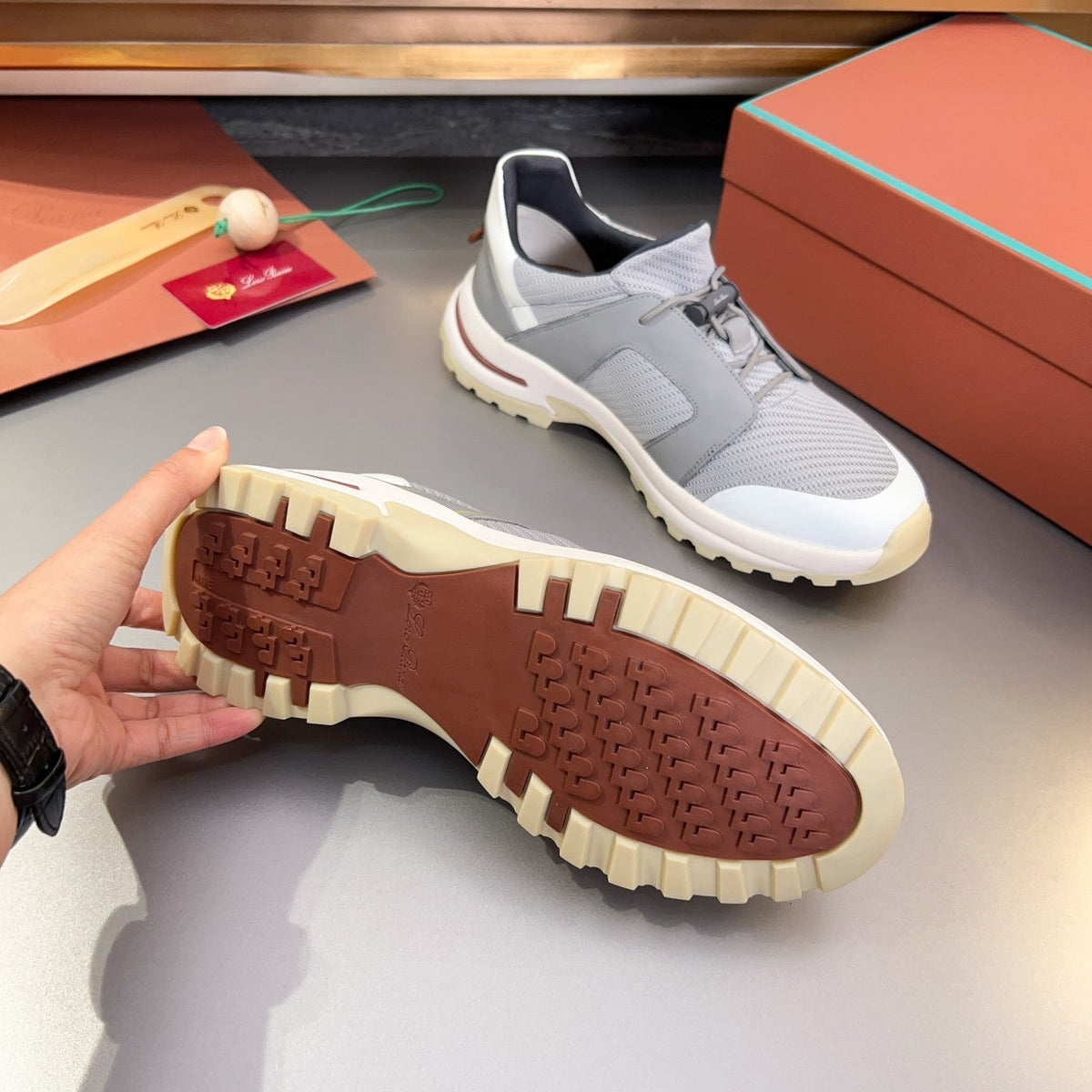 LP TRAIL HIKER WALK SNEAKER LIGHT GRAY MESH BREATHABLE