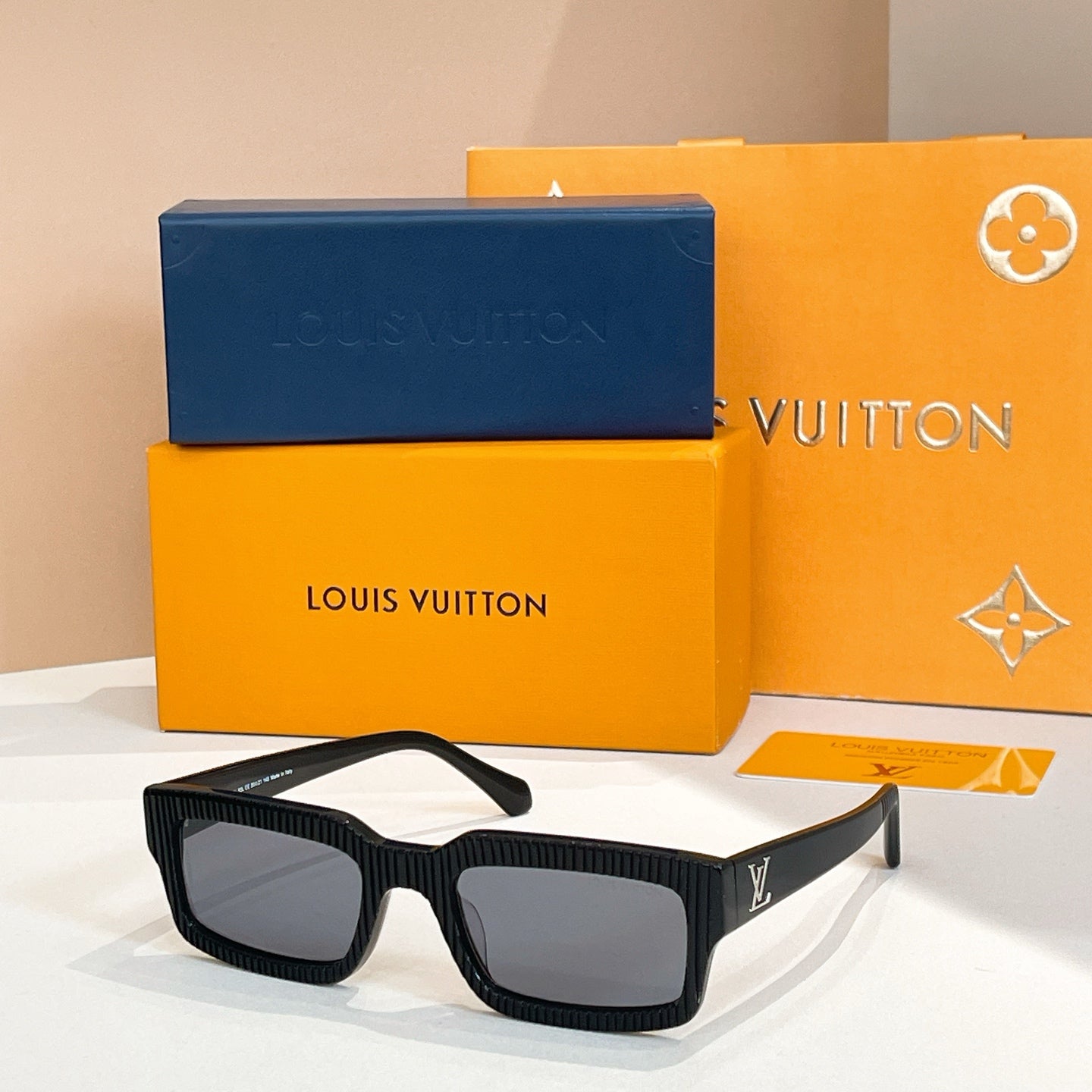 Louis Vuitton Sunglasses 607132
