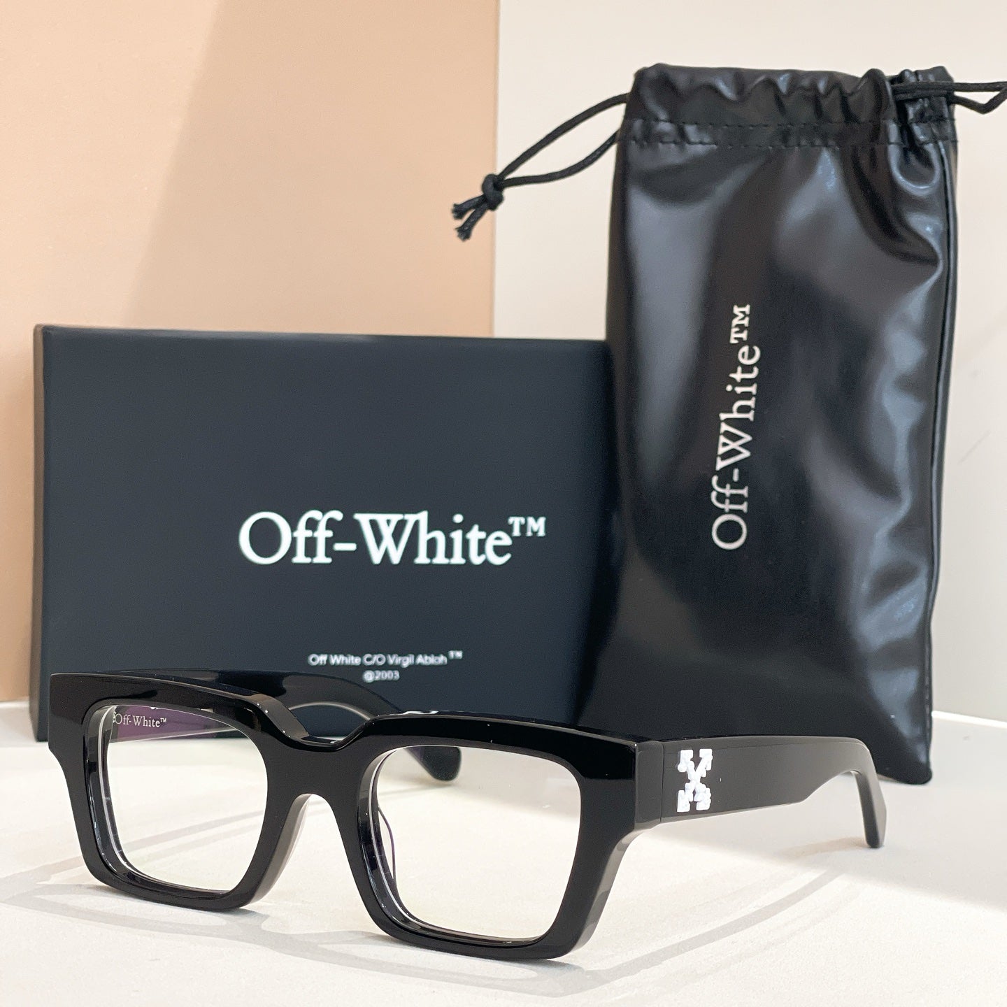 Off-white Sunglasses 666694