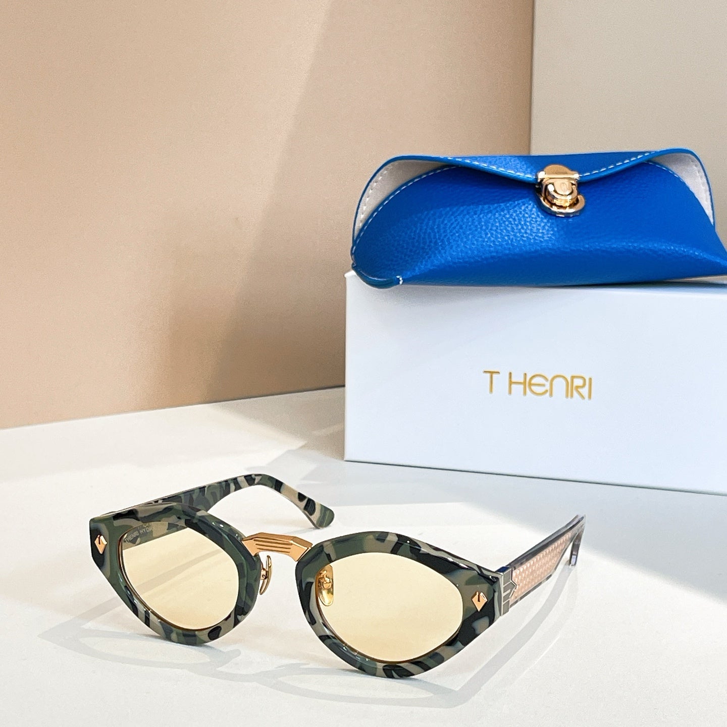 Thenri Sunglasses 719714