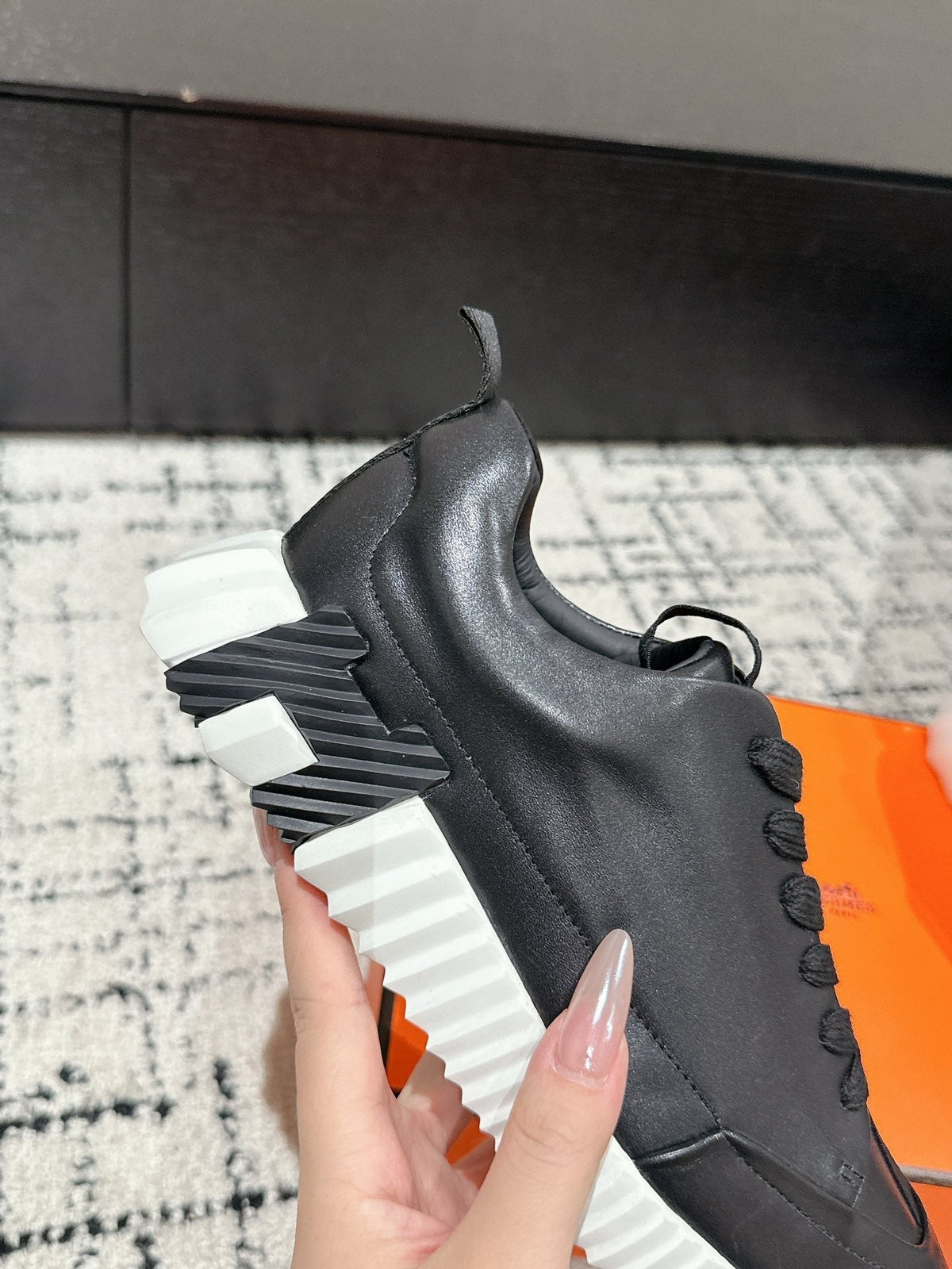 HM Jump Sneaker In Black Cowhide 985308