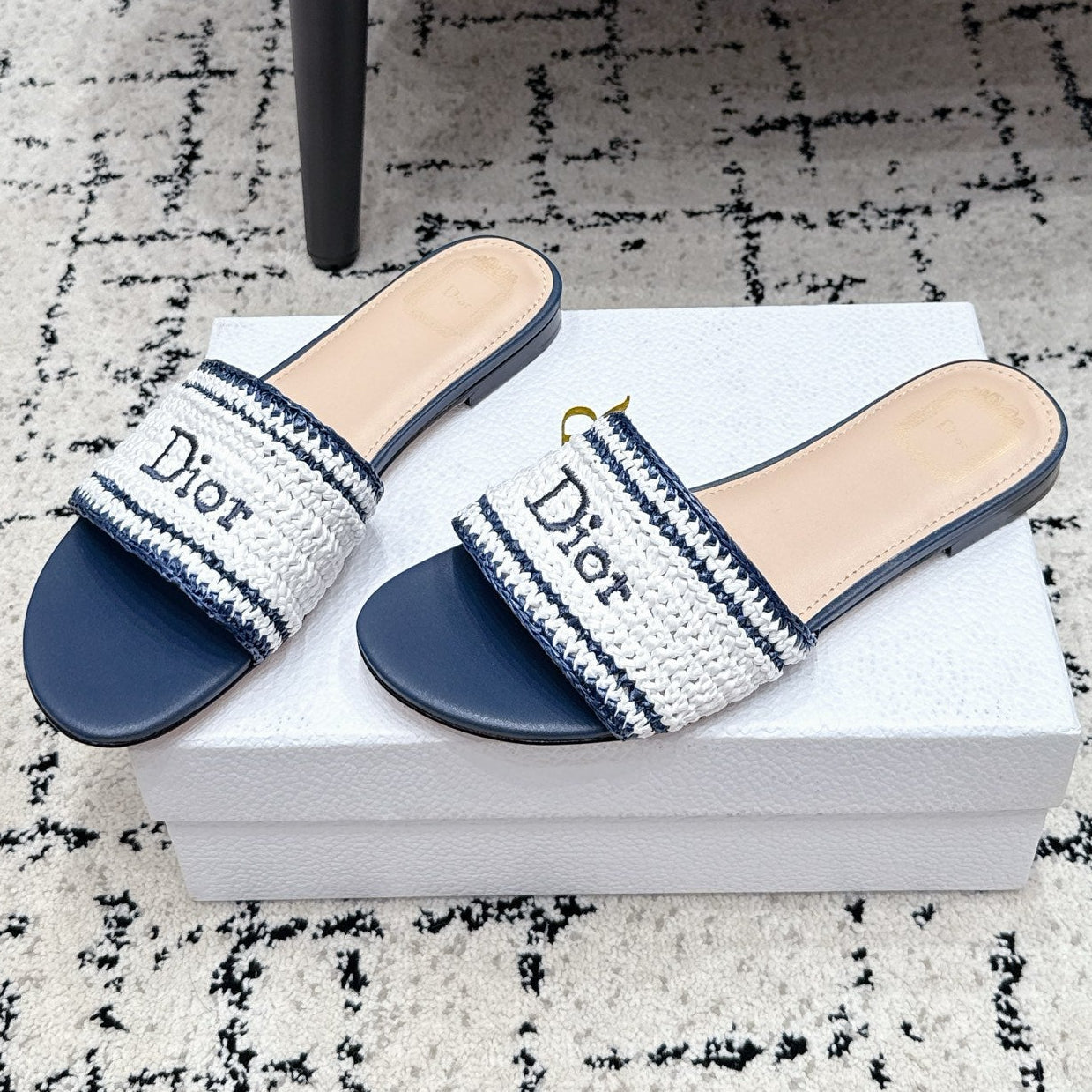 Dior 2026 Flat Sandal Raffia Woven 847001