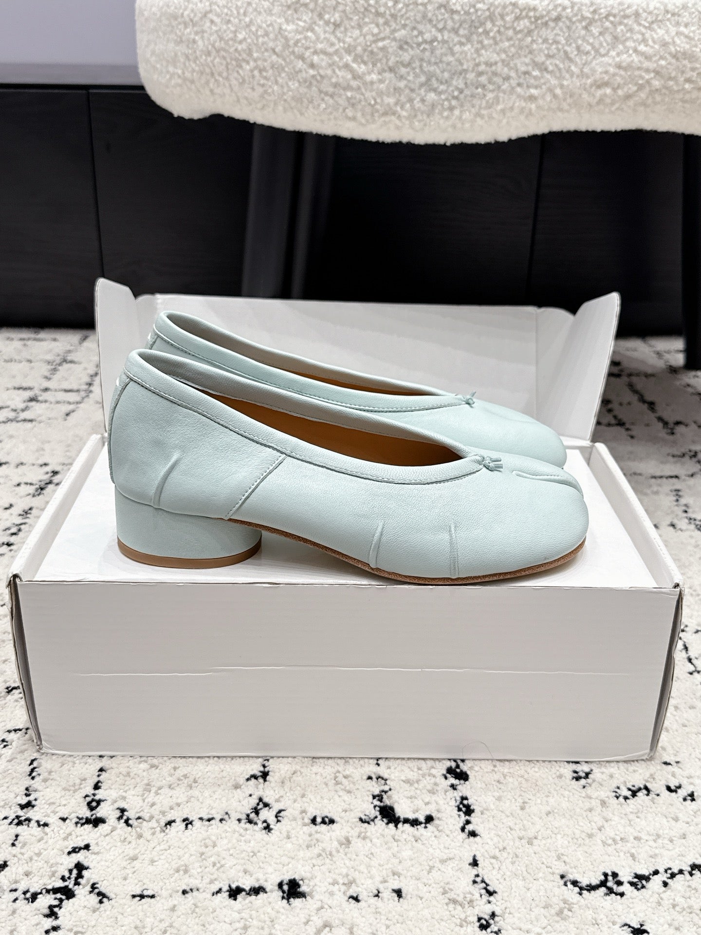 Maison Margiela 2026 Split-Toe Ballet Sheepskin 924848