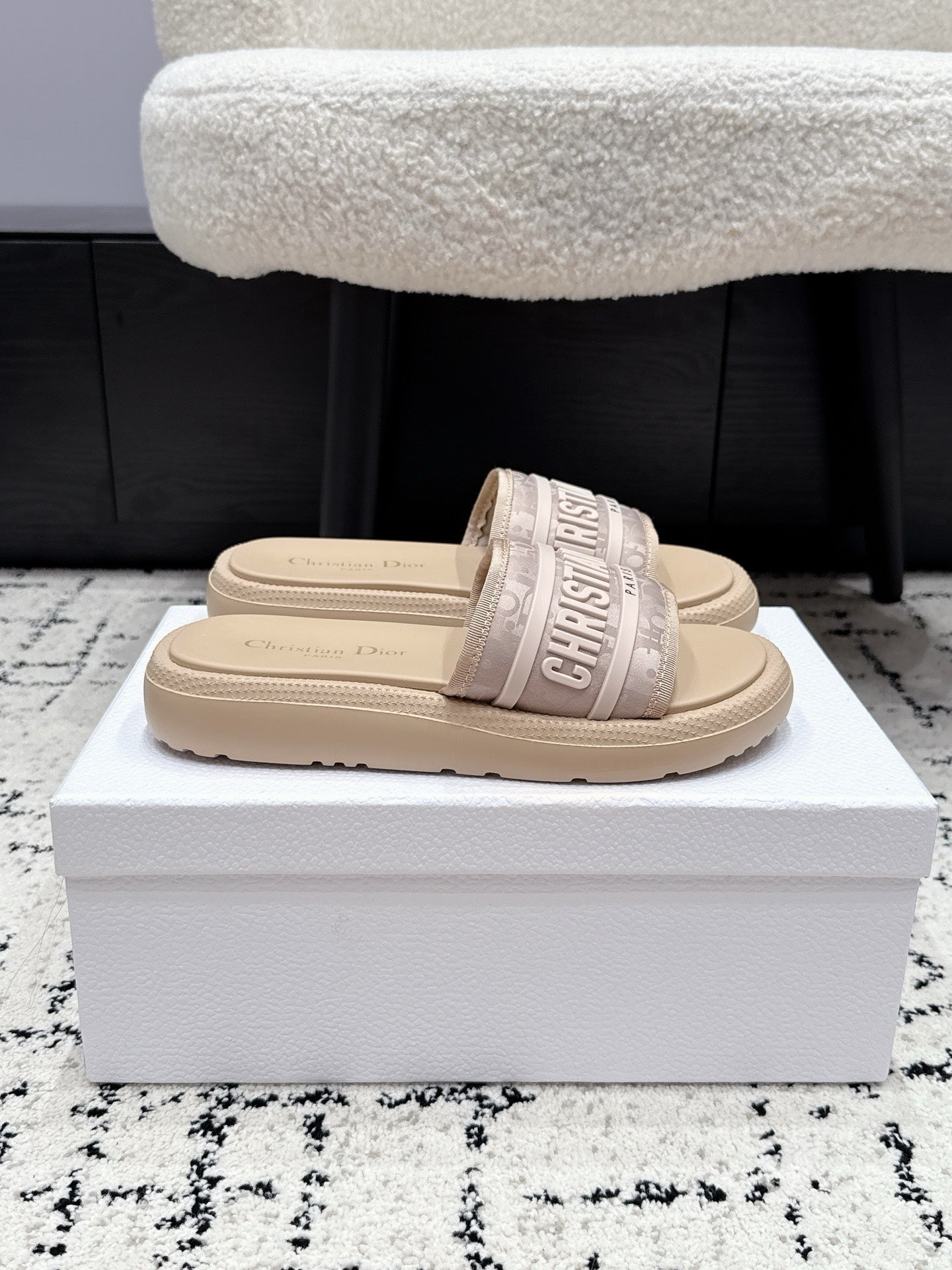 Dior 2026 Embroidered Platform Sandals Fabric Leather 924817