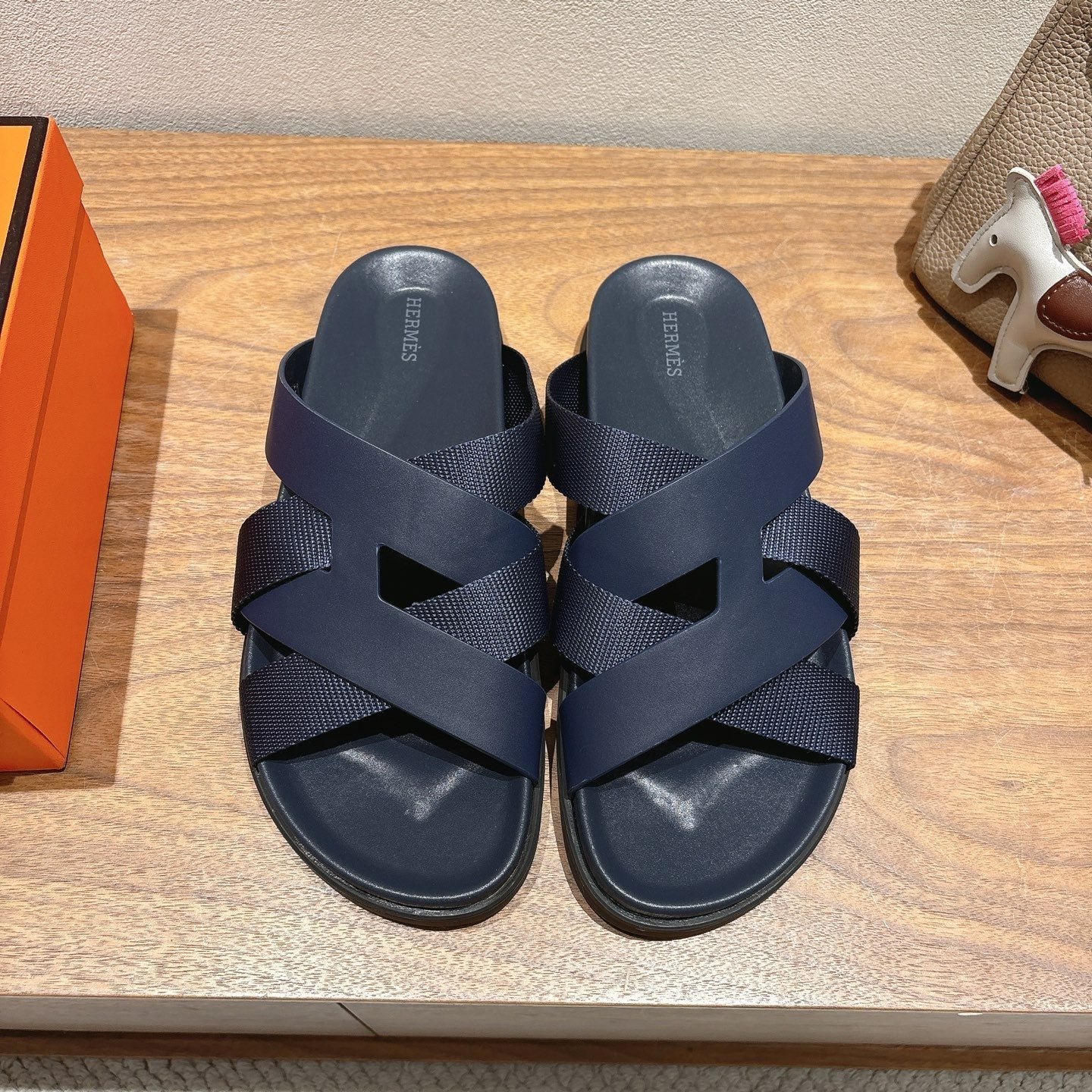 HM 25 Kazimir Sandal Two-tone Calfskin Canvas
