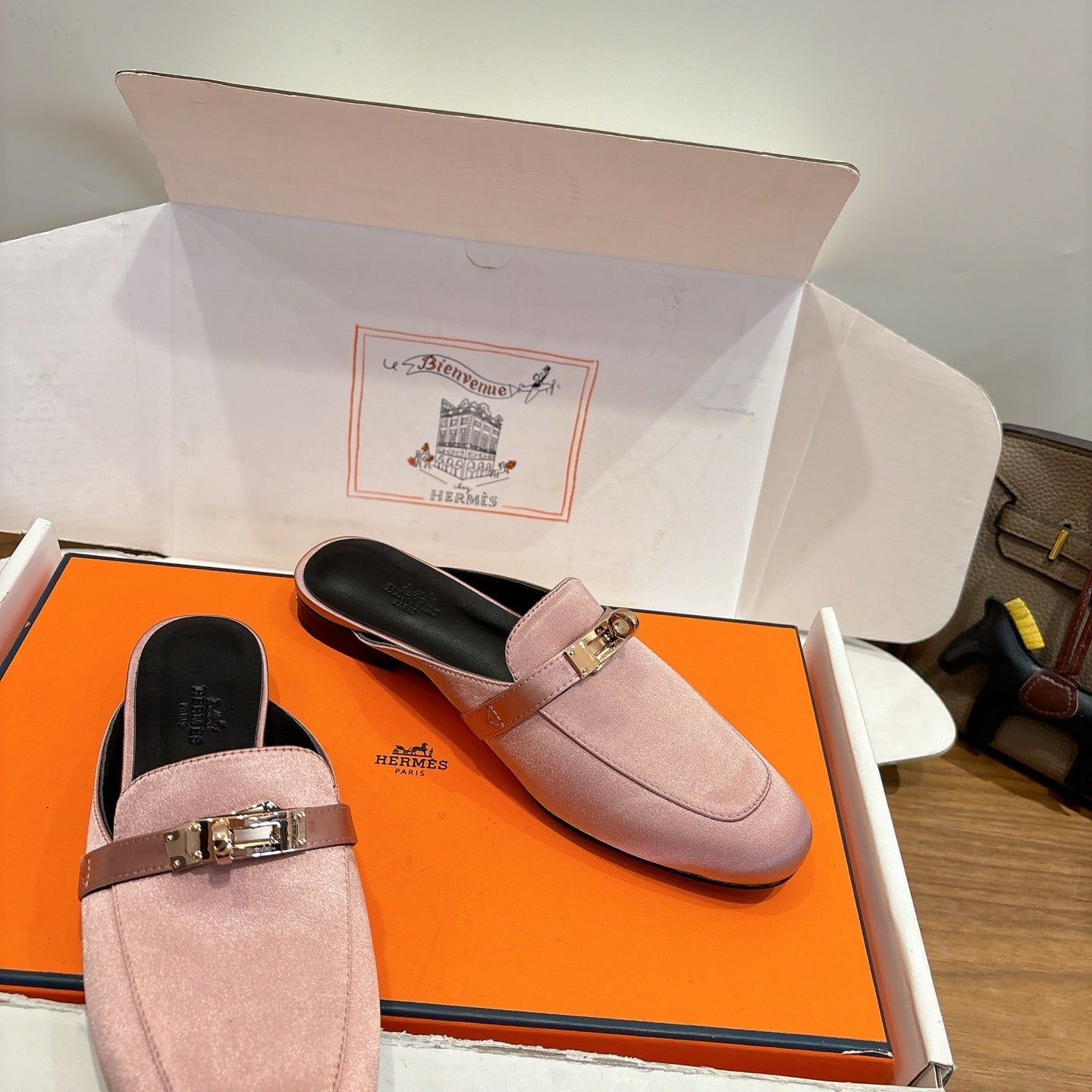 HM 26ss Mule Light Pink Smooth Calfskin Leather 638475