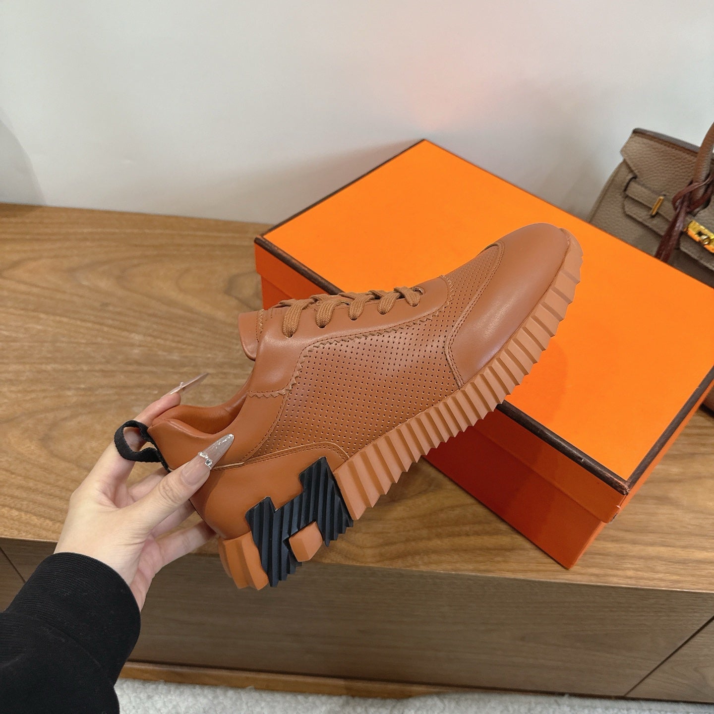 HM 26ss Sneakers Caramel Brown Leather 638570