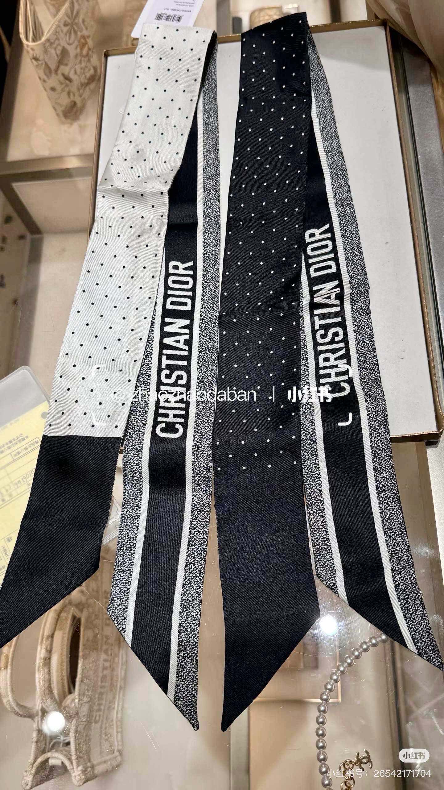 CD Twilly Mini Scarf 105cm Black White Mulberry Silk 957050