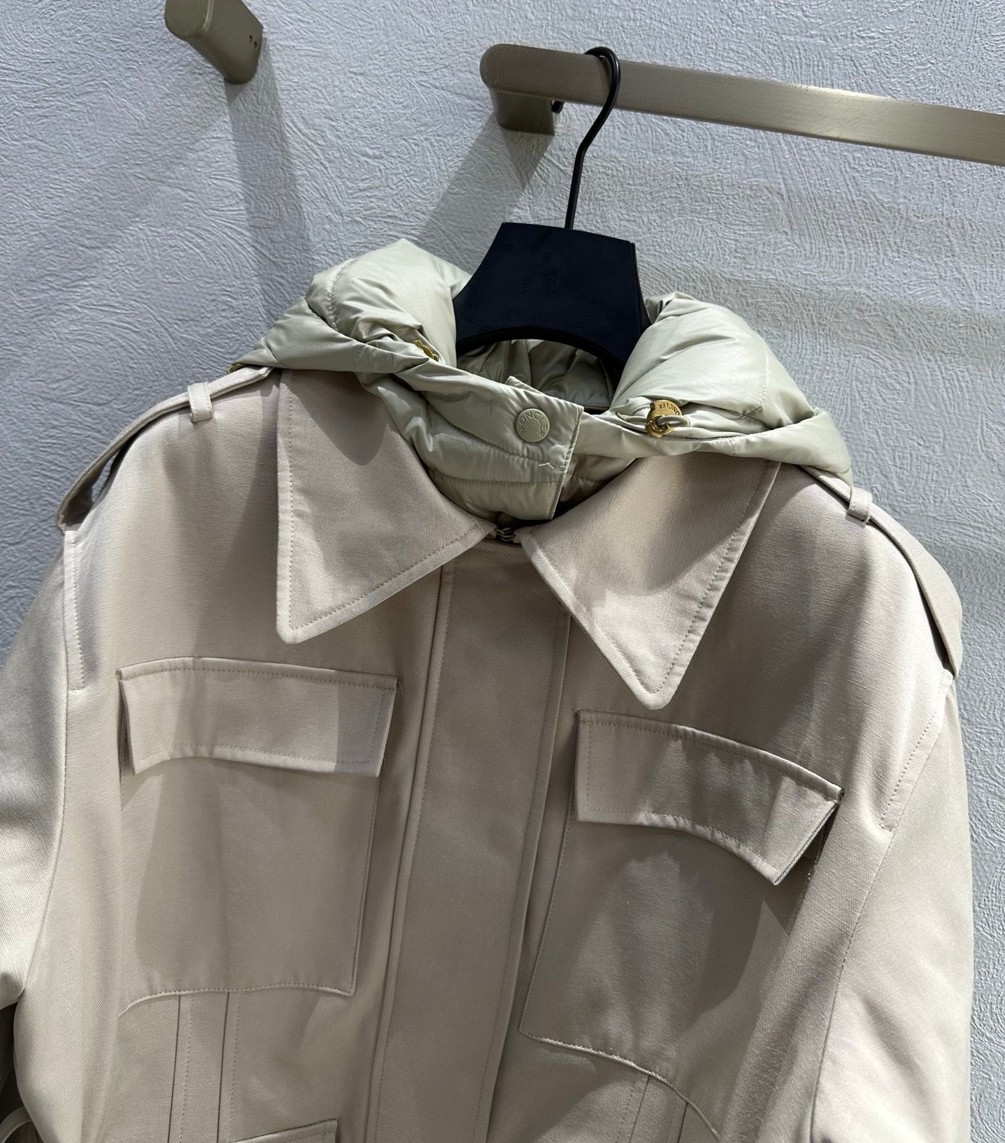 MC 2025 Essalois Hooded Down Field Jacket Cream Viscose Polyester