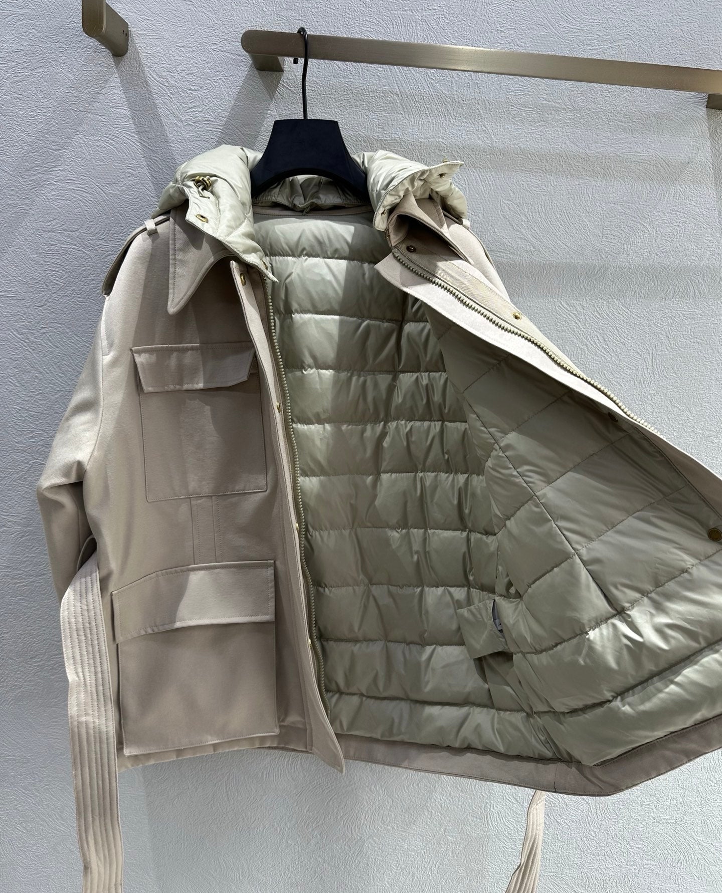 MC 2025 Essalois Hooded Down Field Jacket Cream Viscose Polyester
