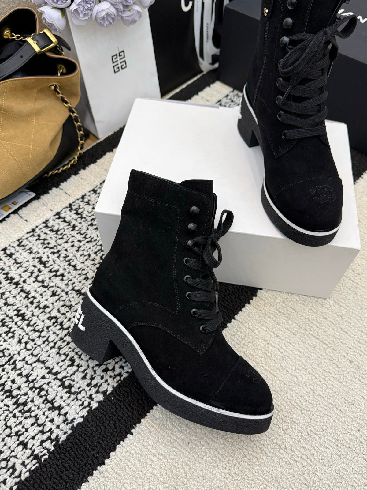 CC 26 Combat Boot Black Suede 588799