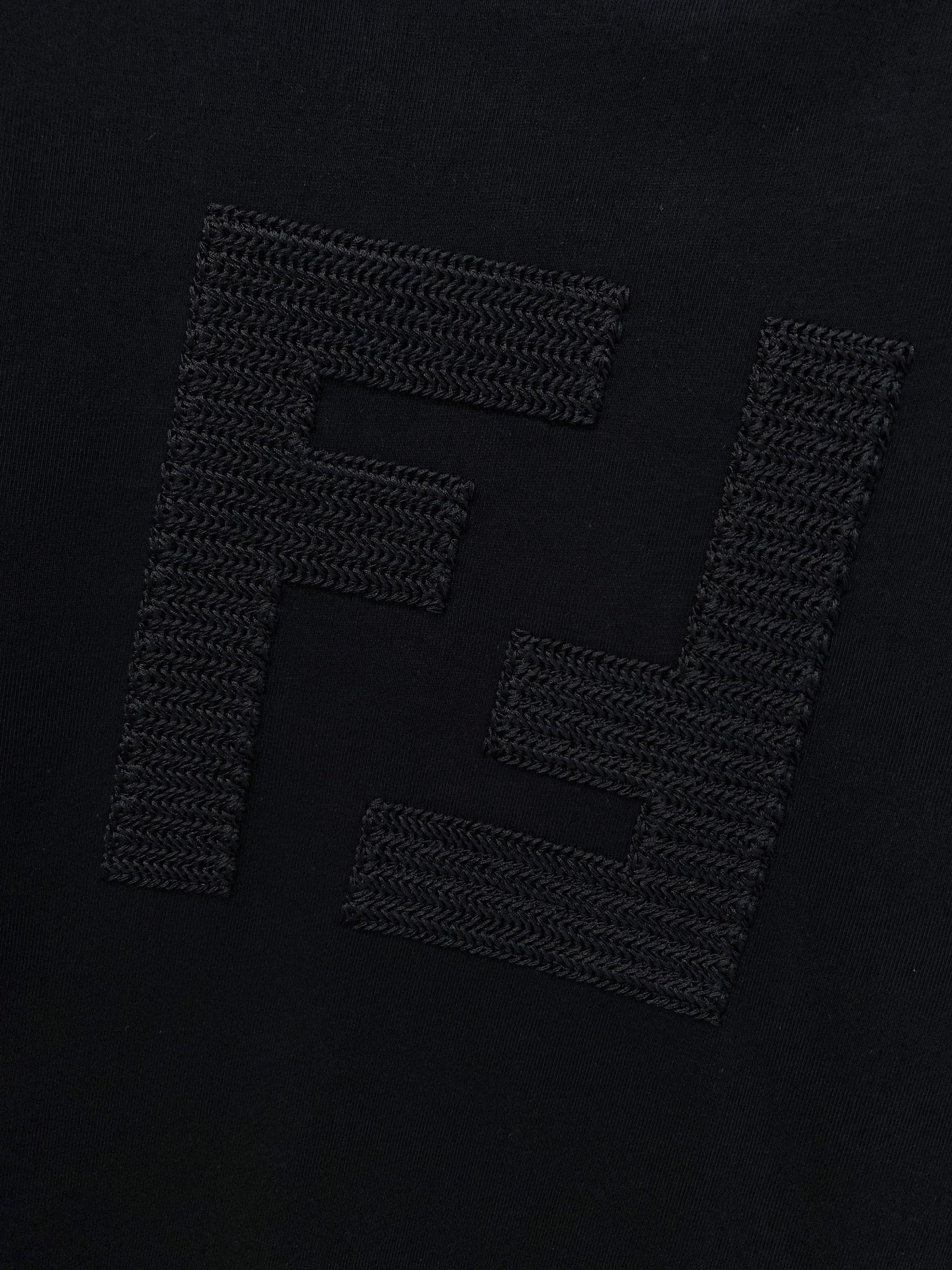 Fendi 2026 Short-Sleeve T-Shirt Cotton 739778