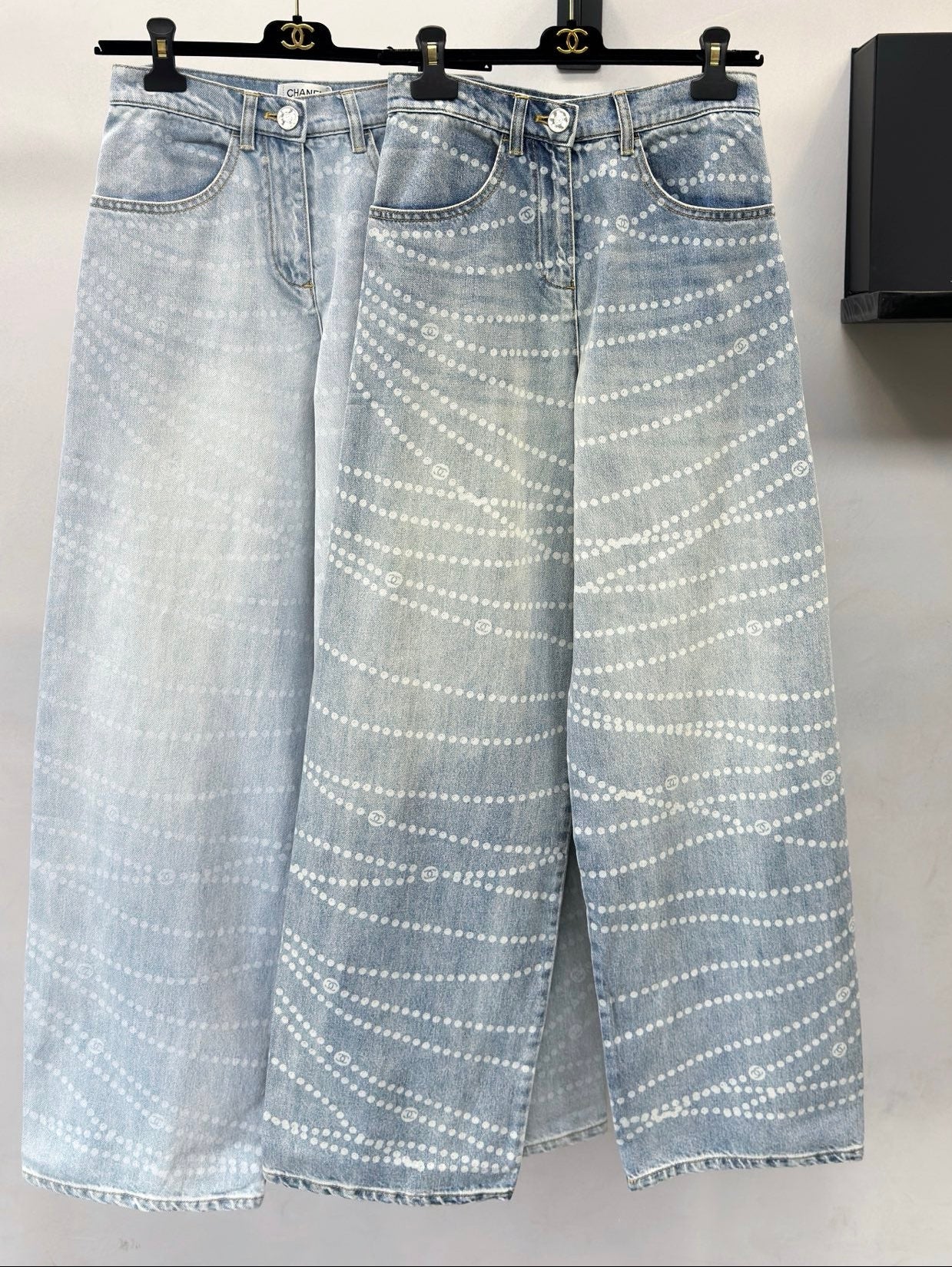 Chanel 2026 Wide-Leg Jeans Cotton 397716