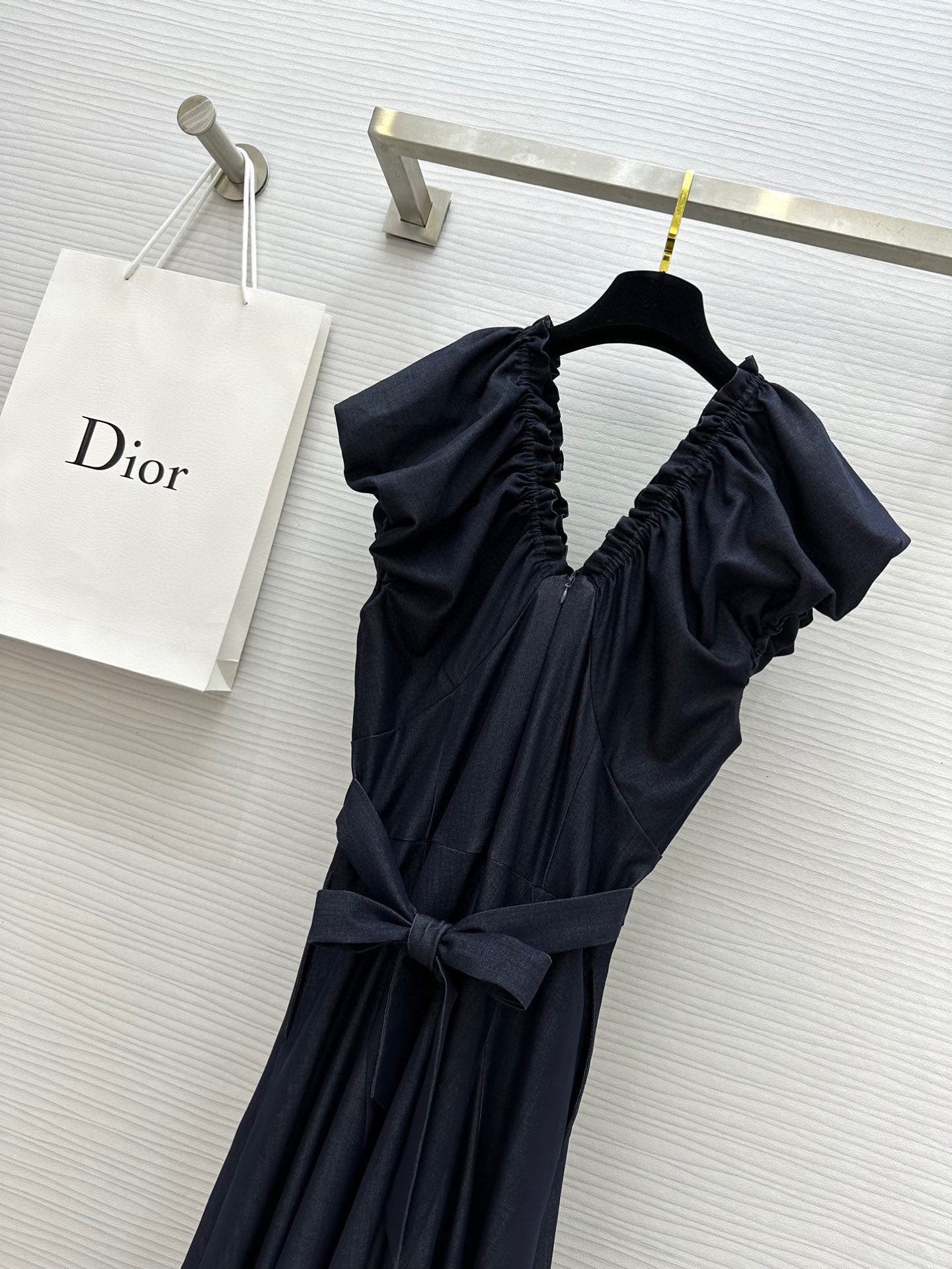 CD 25 V-neck Puff Sleeve Dress black Satin Silk