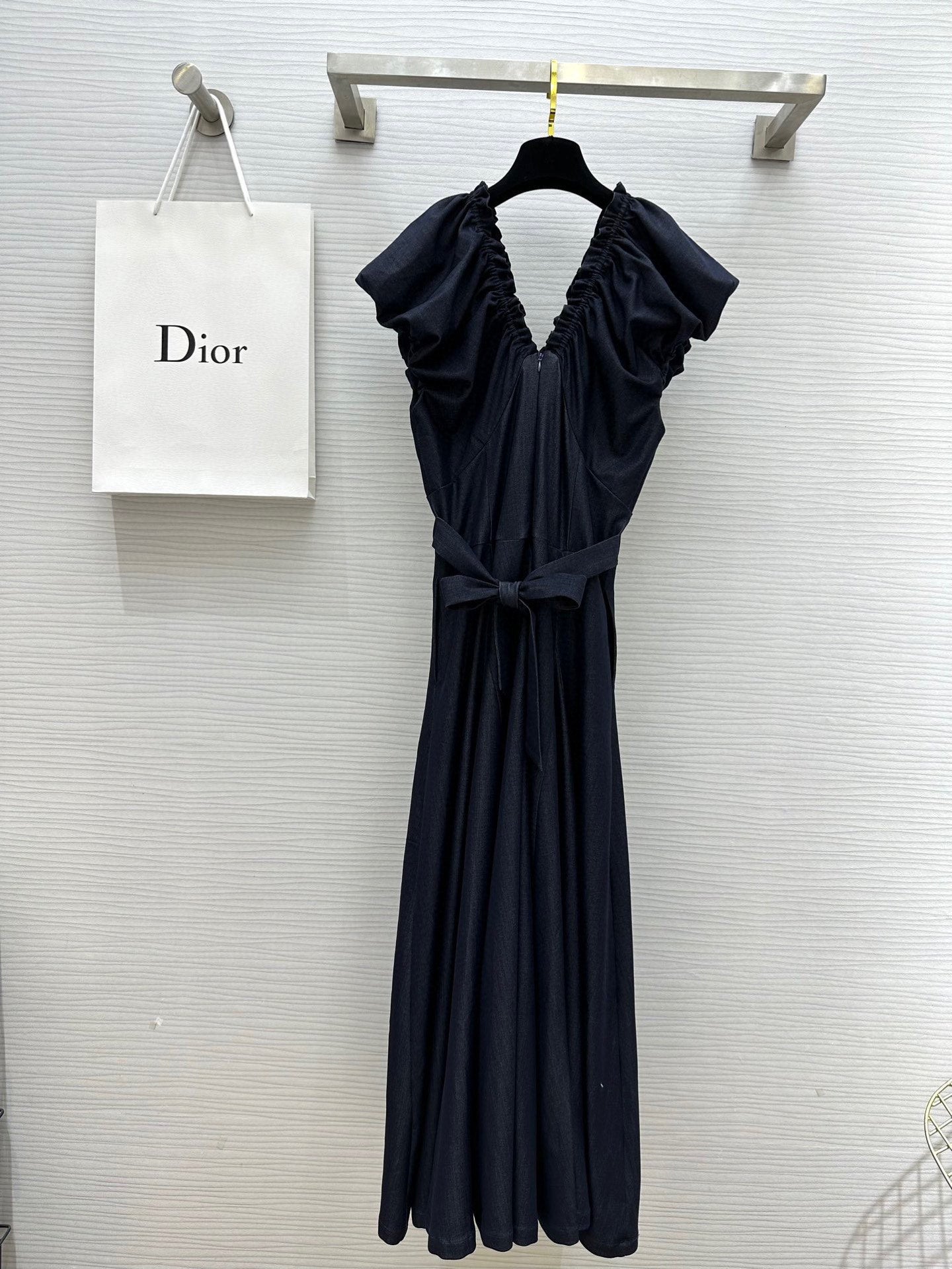 CD 25 V-neck Puff Sleeve Dress black Satin Silk