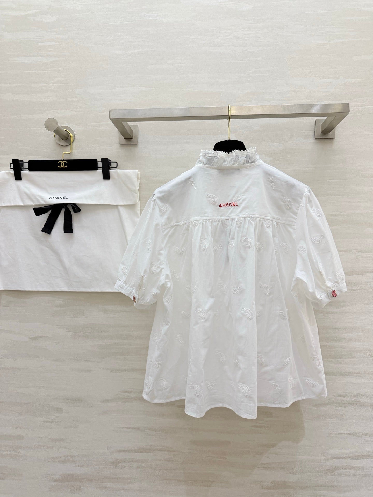 Chanel 2026 Heart-button Shirt White Cotton 213365