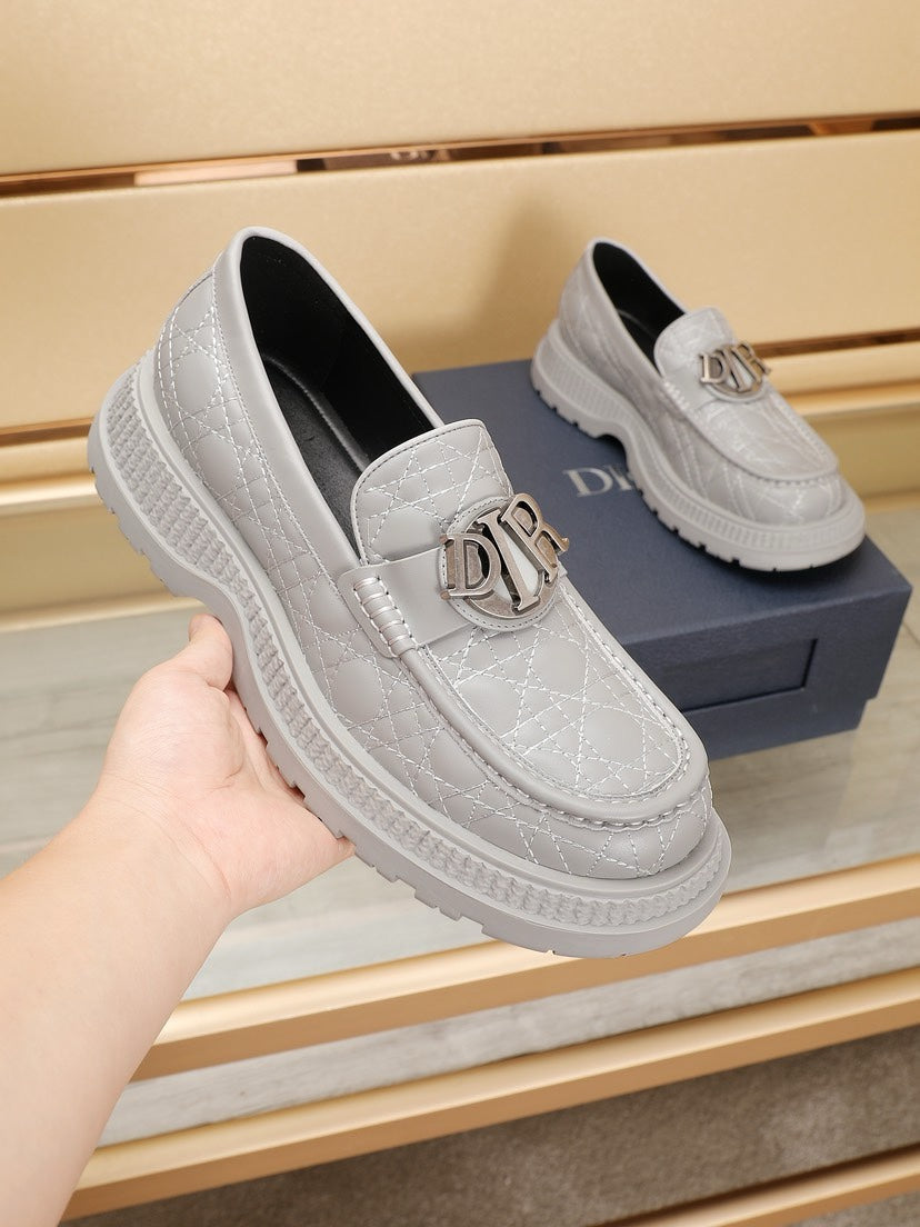 CD EXPLORER LOAFER LIGHT GRAY EMBROIDED CALFSKIN