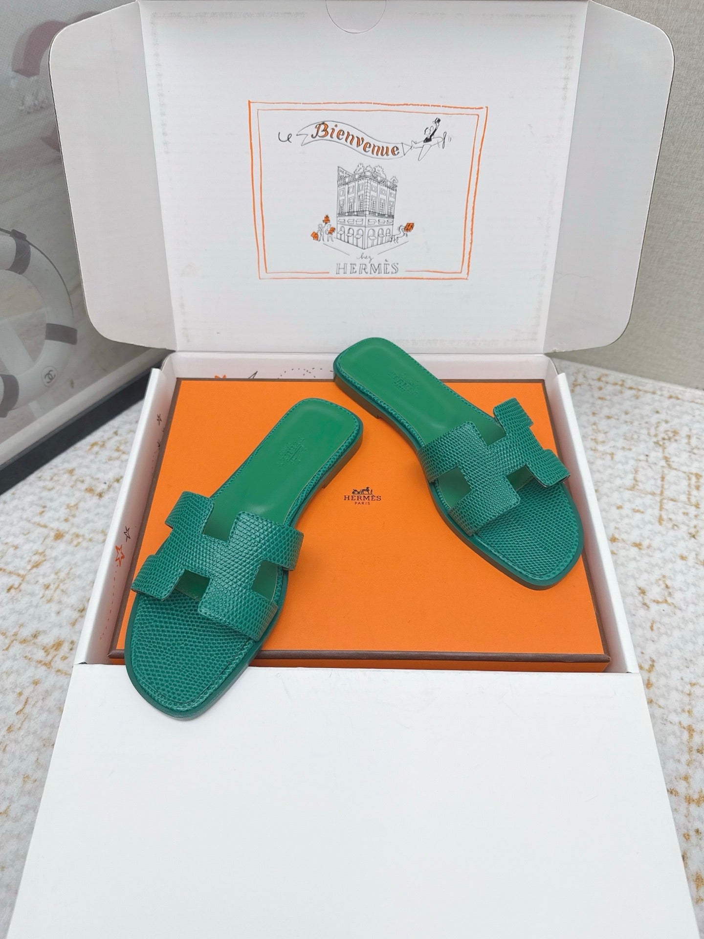 HM 26ss Oran Sandals Dark Green Cowhide 625049