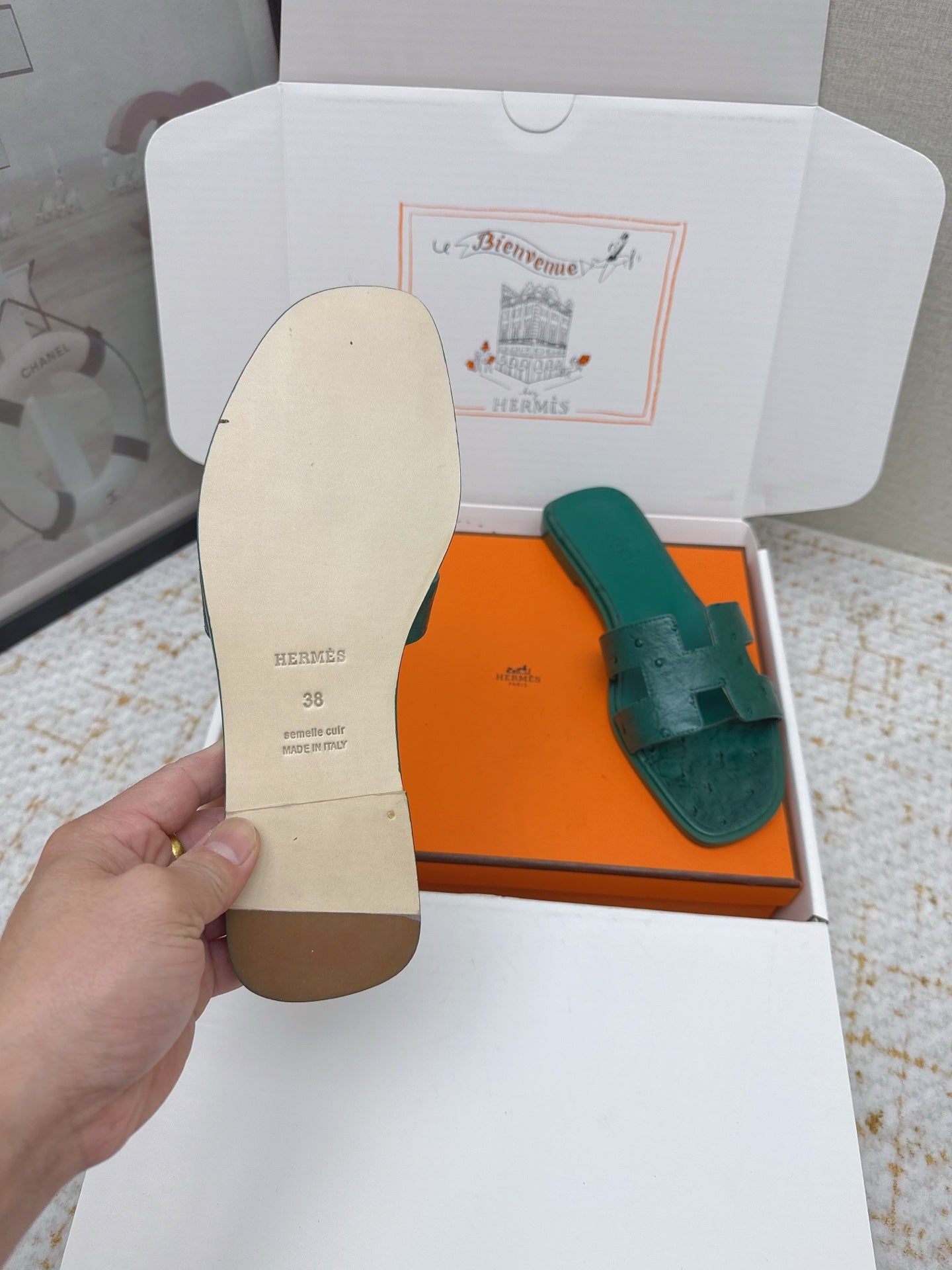 HM 26ss Oran Sandals Forest Green Ostrich Leather 625108