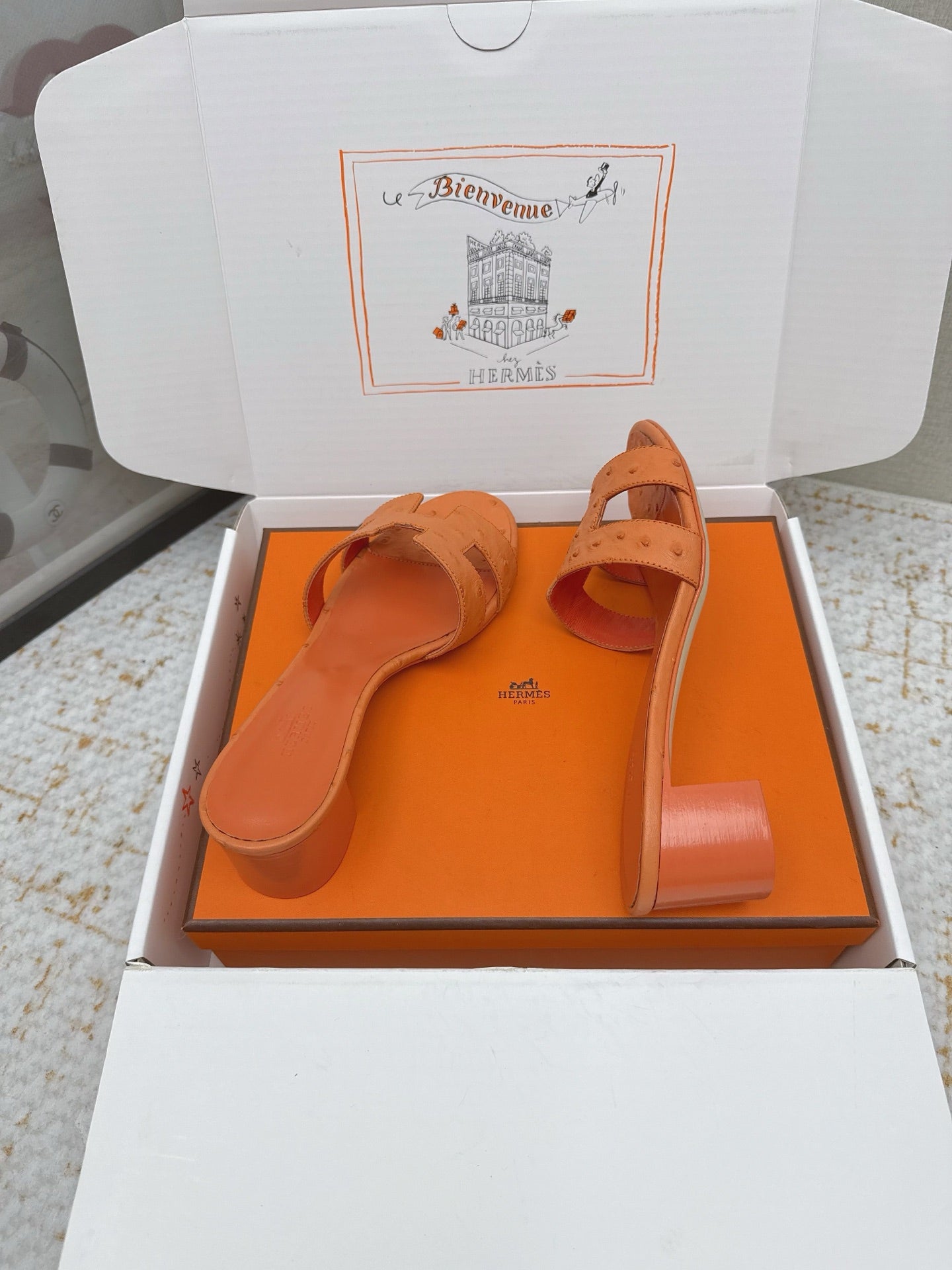 HM 26ss Oran Sandals 50 Orange Ostrich Leather 625125