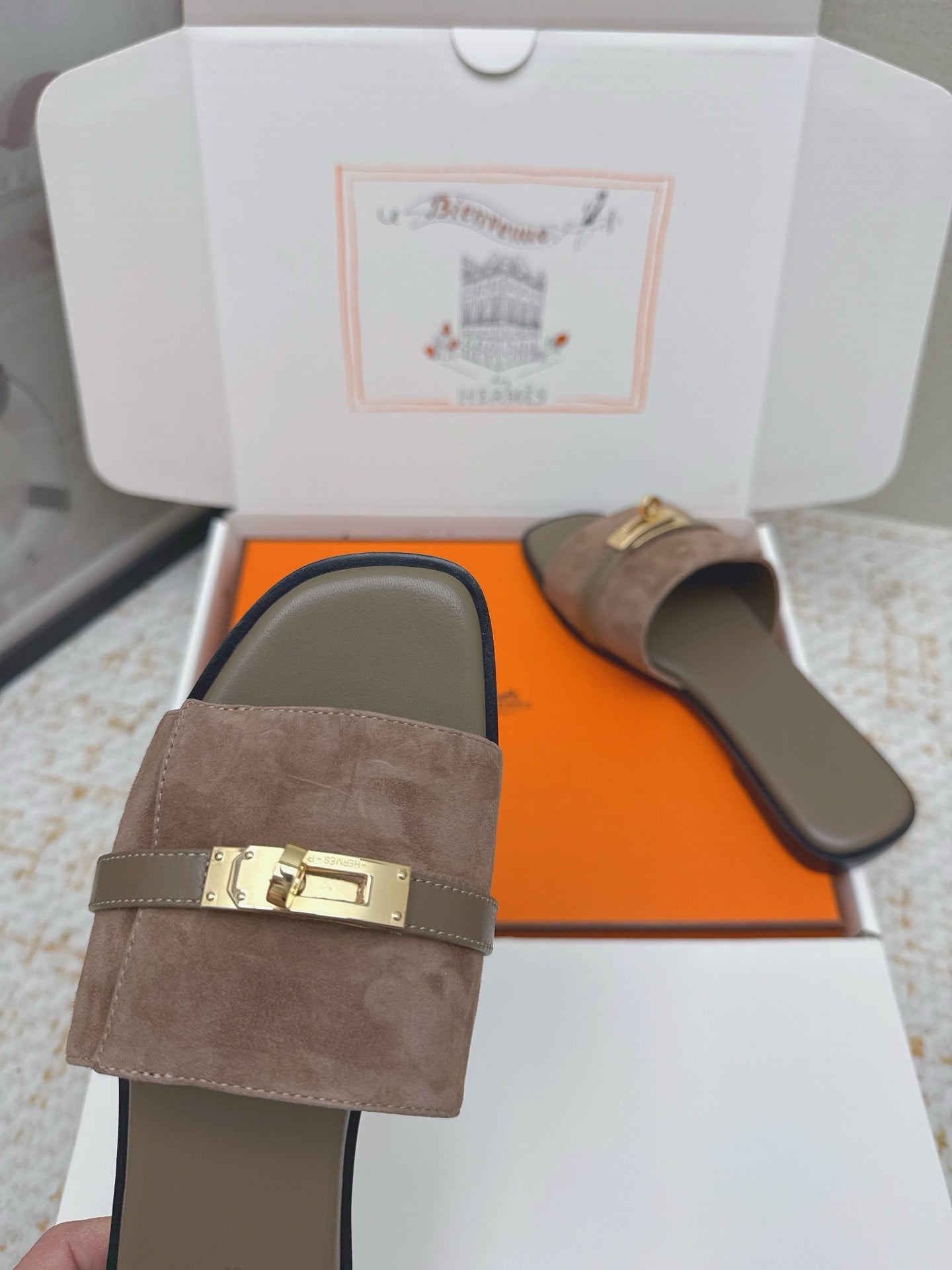 HM 26ss Oasis Sandals Brown Suede Cowhide 625146