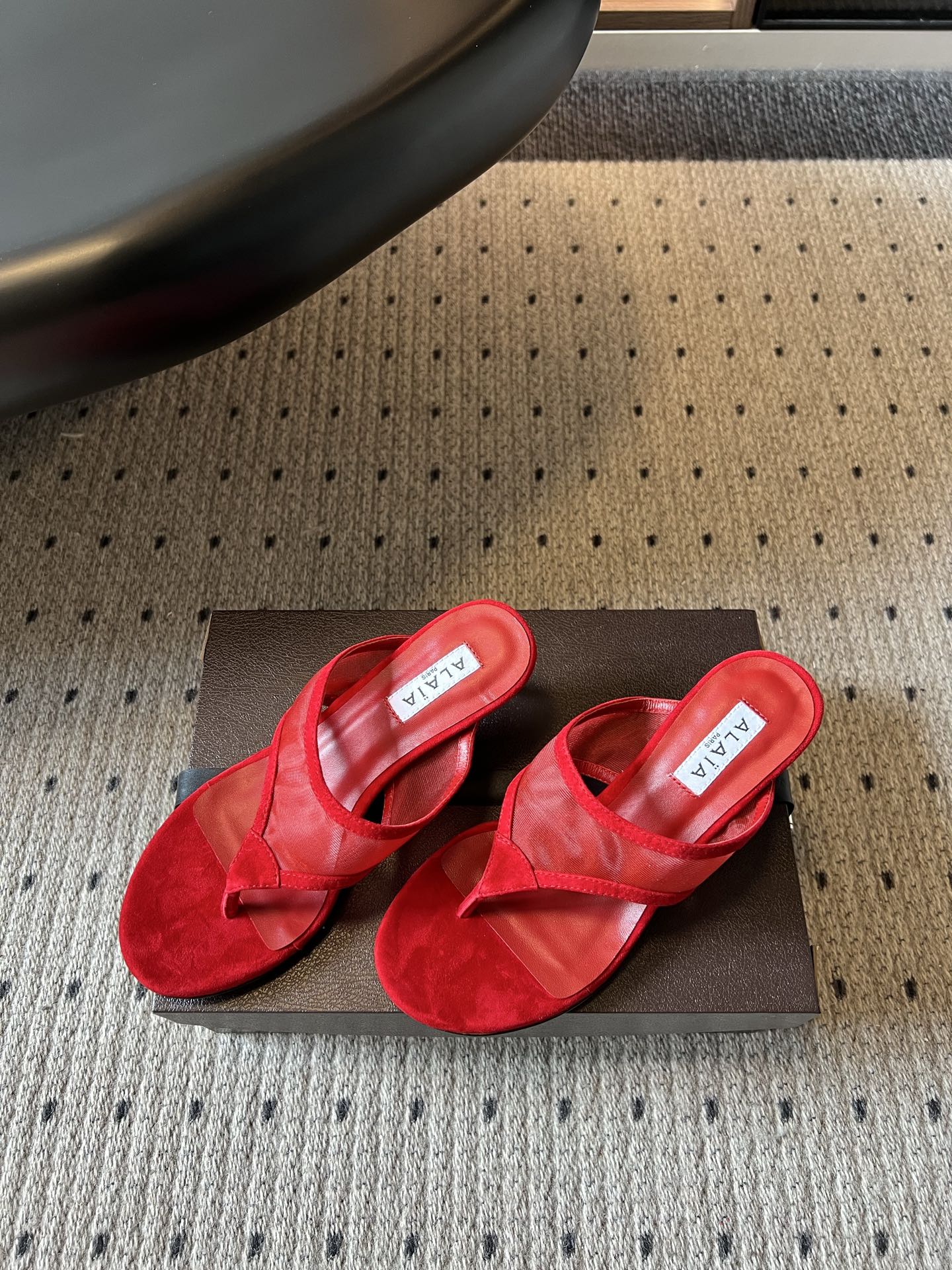 Alaia 2026 Flip-Flops Mid-Heel Sandals 55 Mesh Sheepskin 803353