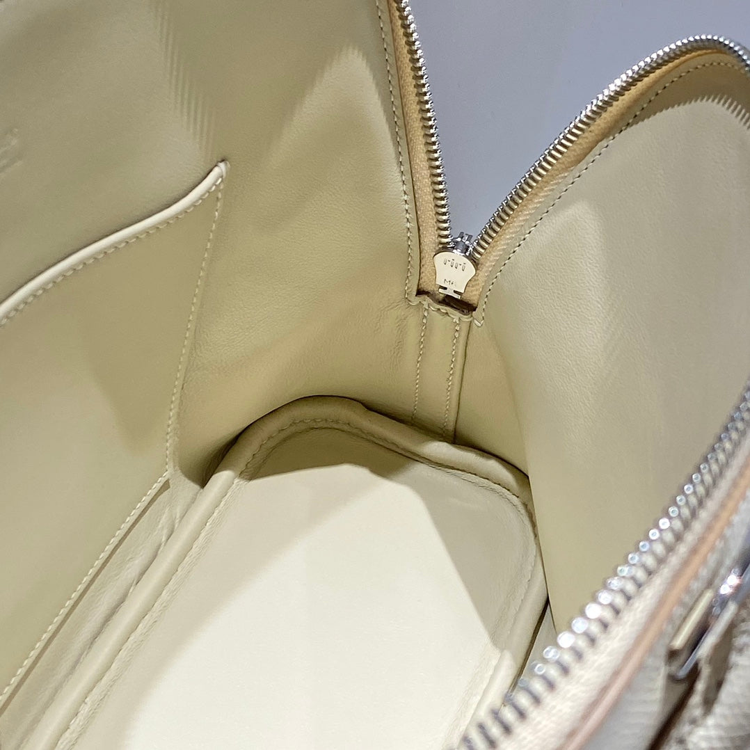 HM Bolide 25 White Epsom Leather Silver Hardware 237413