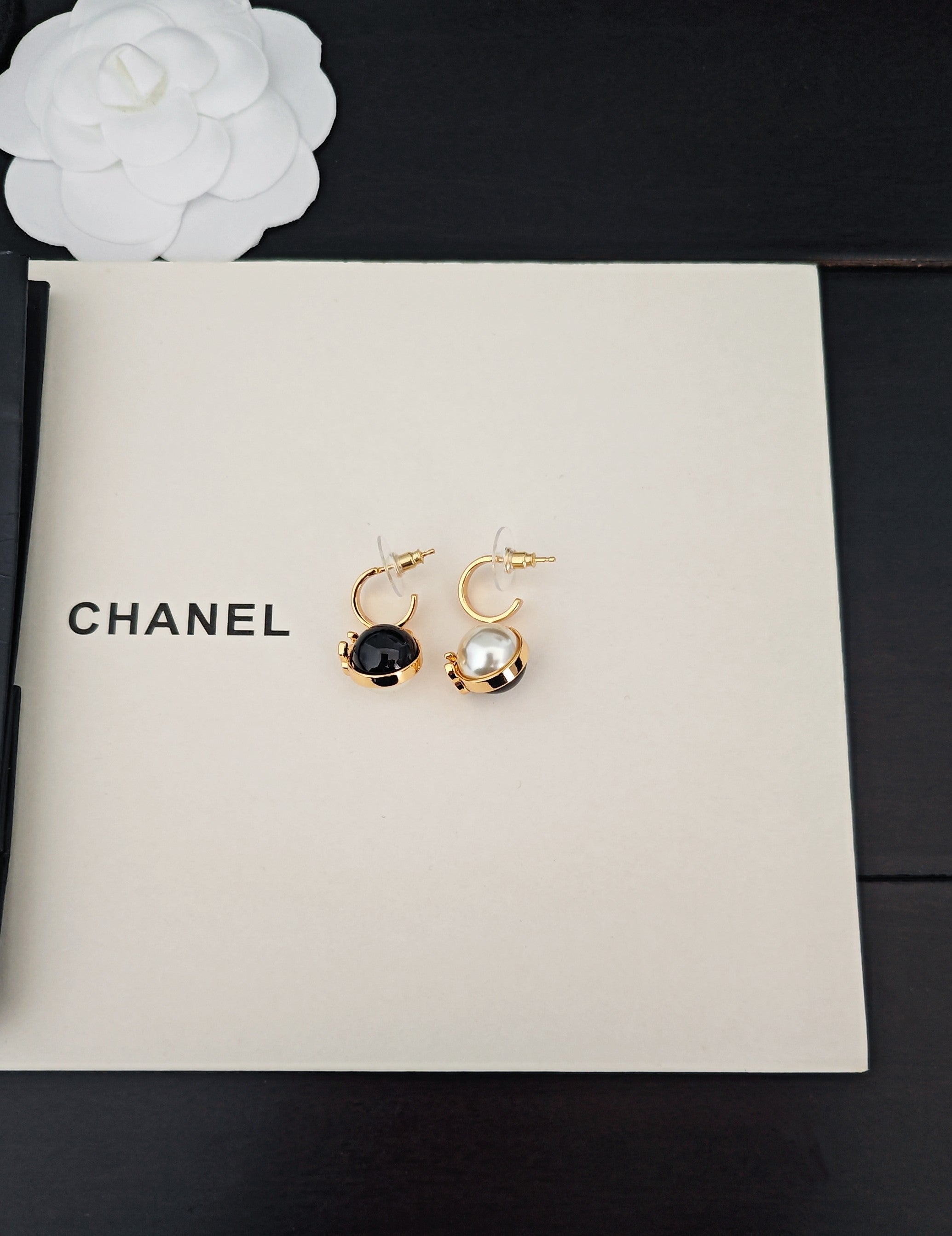 CC Double C Black White Ball Gold Earrings