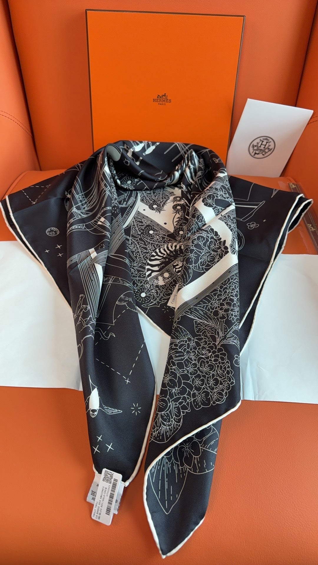 HM 26s 90 Scarf Black White Colorful Mulberry Silk 153396