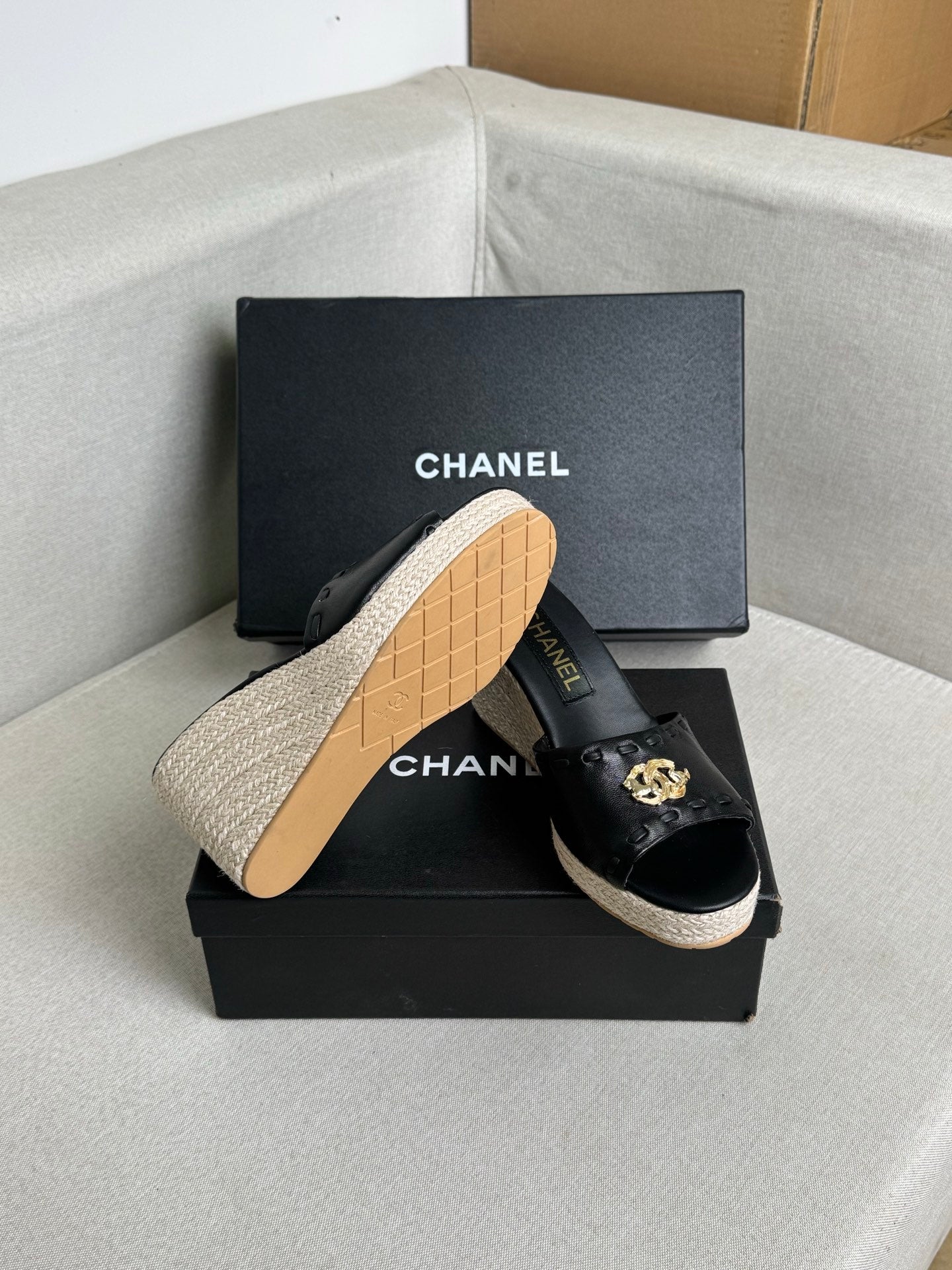 Chanel 2026 Classic Platform Sandals Sheepskin 823302