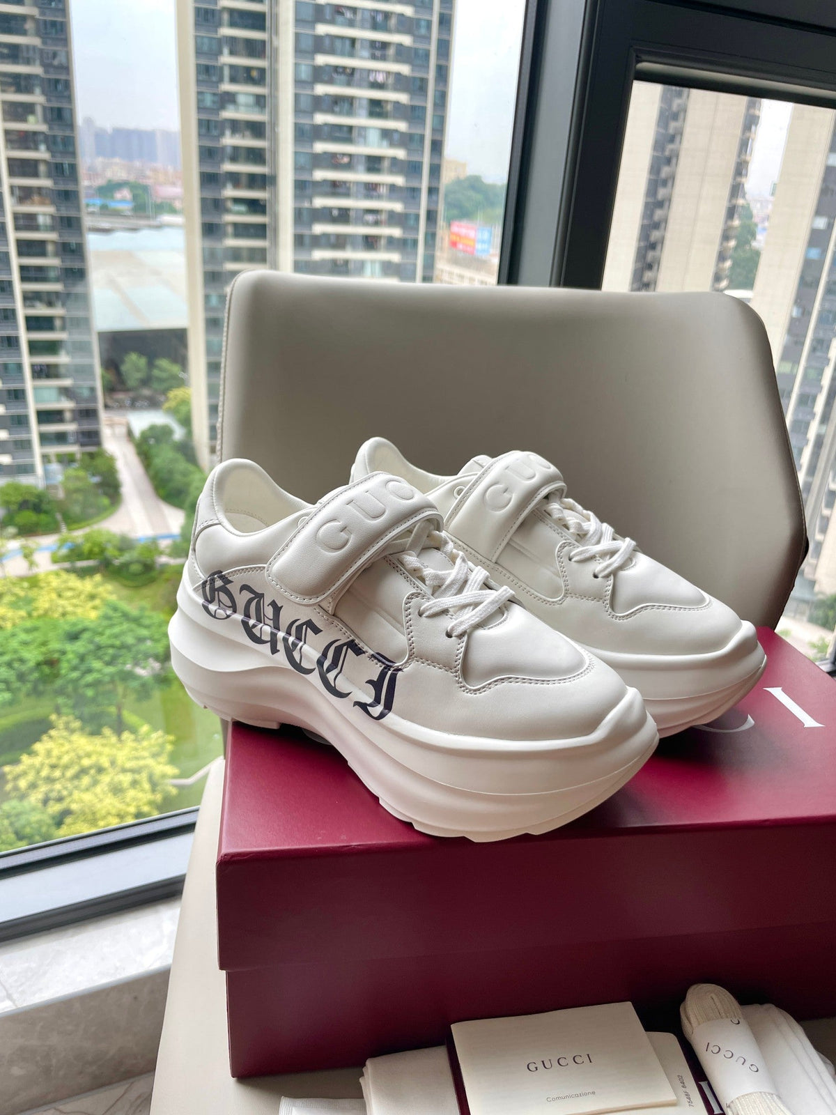 GG 26 Platform Sneaker White Black Sheepskin 632851