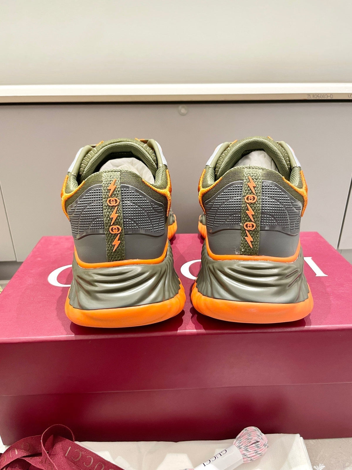 GG 26 Casual Sneakers Olive Green Orange Mesh Fabric 632855