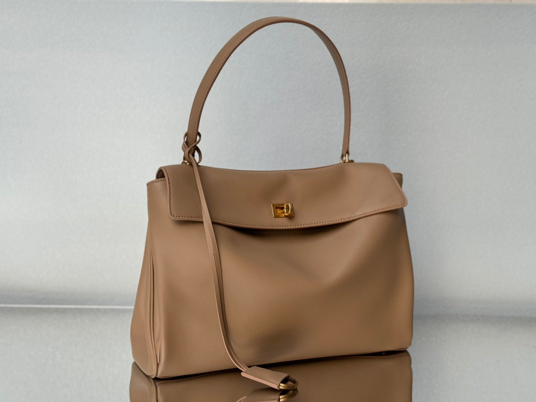 Balenciaga Medium Bag 35 Rich Brown Calfskin Gold Hardware