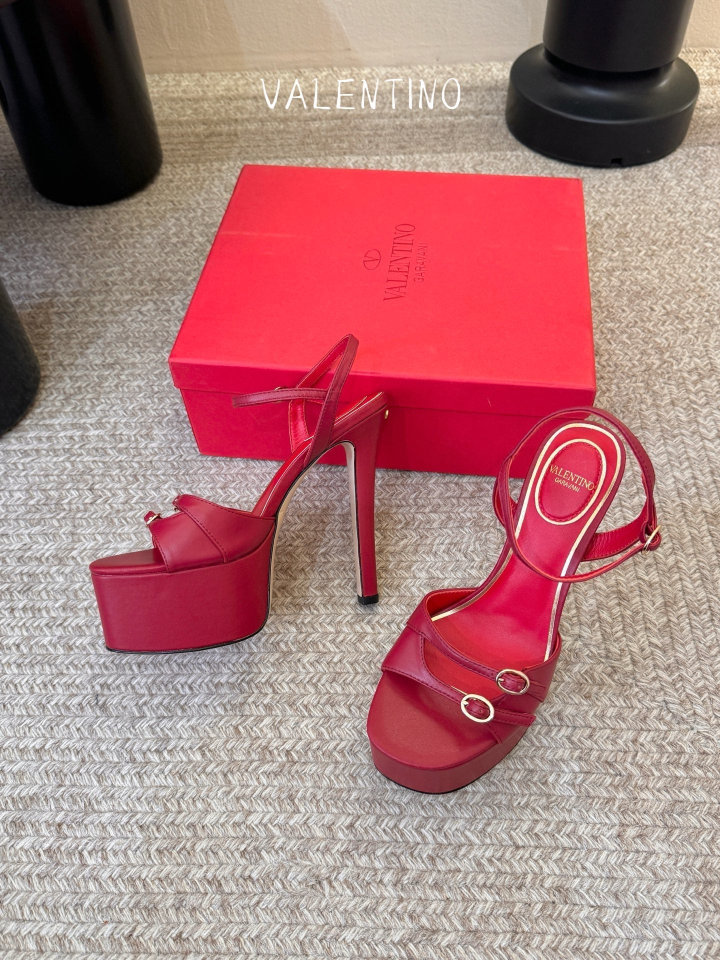 Valentino Garavani Crasher 145mm Leather Platform Sandal 835761