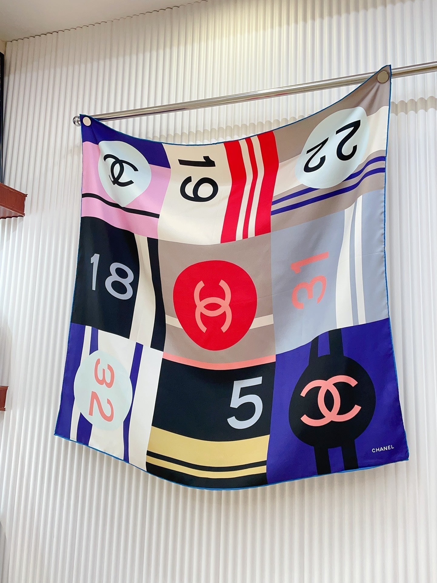 CC Square Scarf 90 CM In Colorful Silk Twill 177652