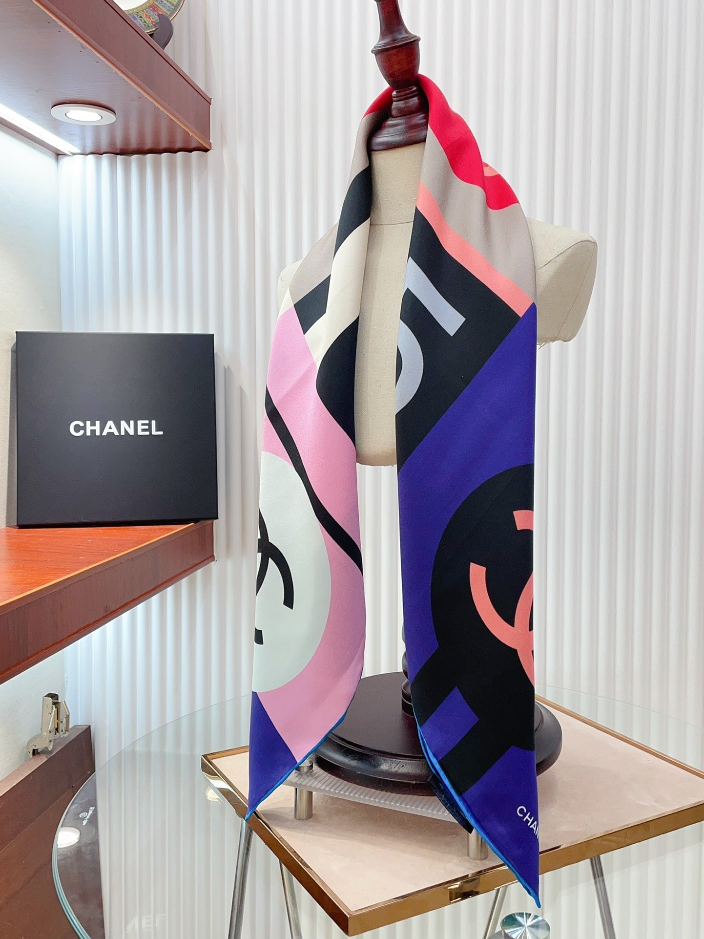 CC Square Scarf 90 CM In Colorful Silk Twill 177652