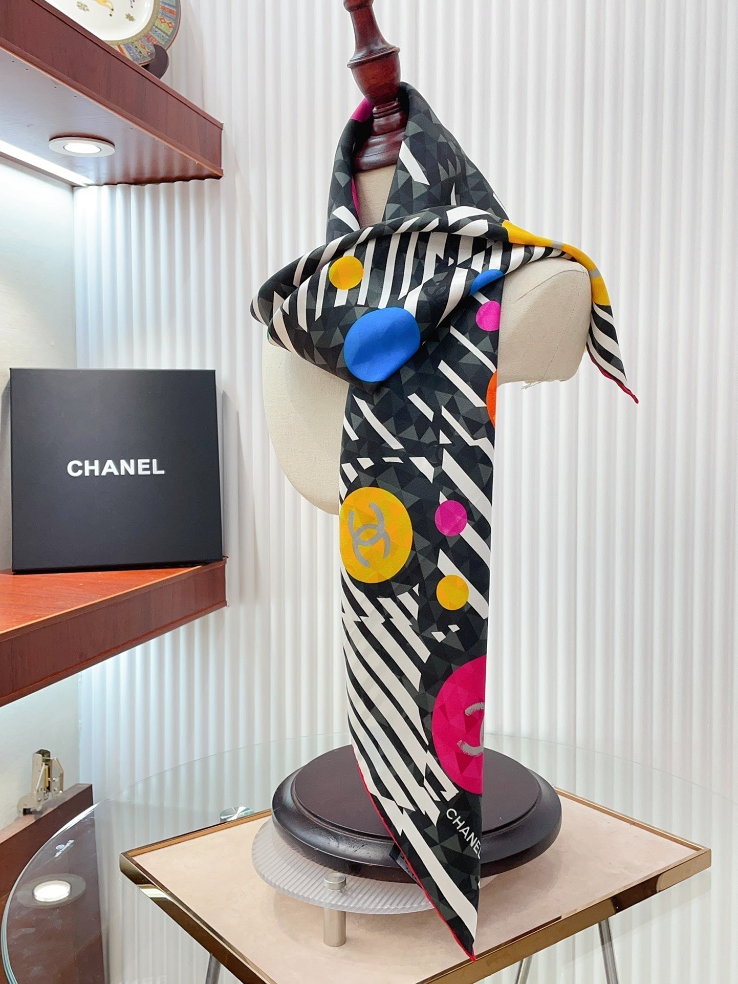 CC Square Scarf 90 CM In Colorful Silk Twill 335850