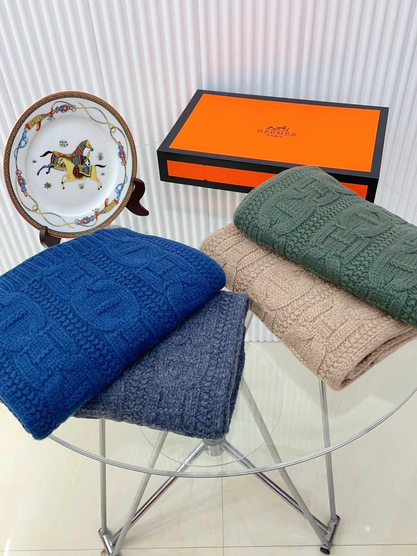 Faubourg Muffler Scarf 170 CM Beige Cashmere Handwoven 356201