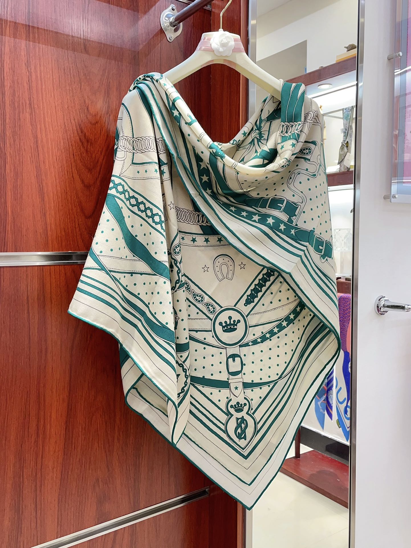LA PROMENADE DU MATIN BANDANA SHAWL 140 CM IN COLORFUL CASHMERE AND SILK 379795