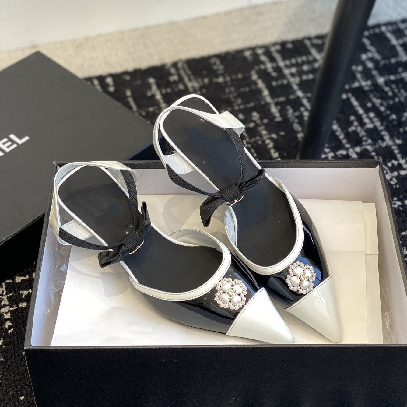 slingbacks 45 black white patent calfskin