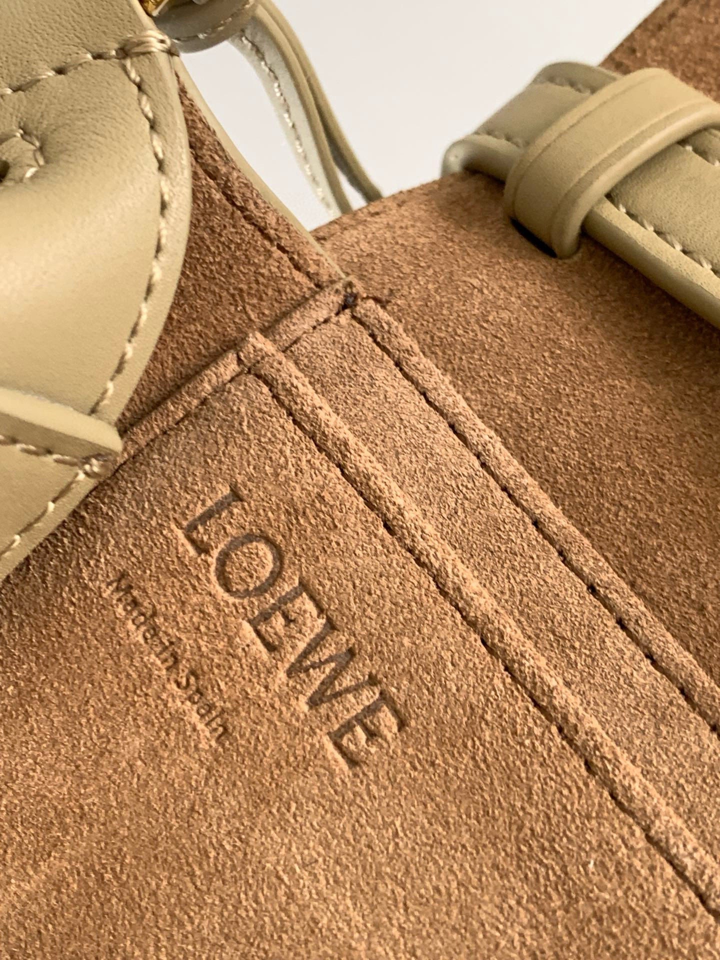 Loewe Saddle Bag 21 Beige Leather 280434