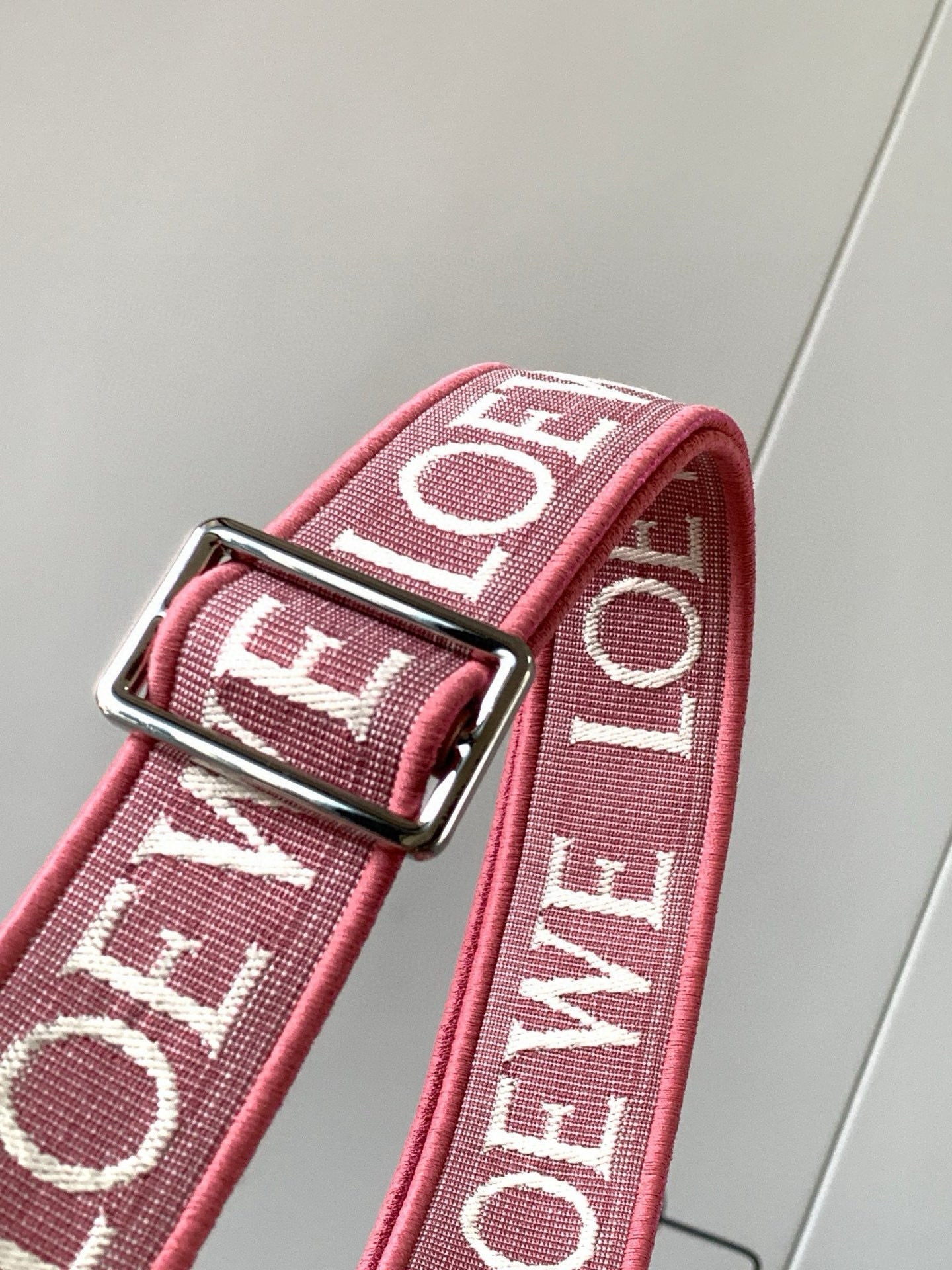Loewe Saddle Bag 21 Pink Leather 280440