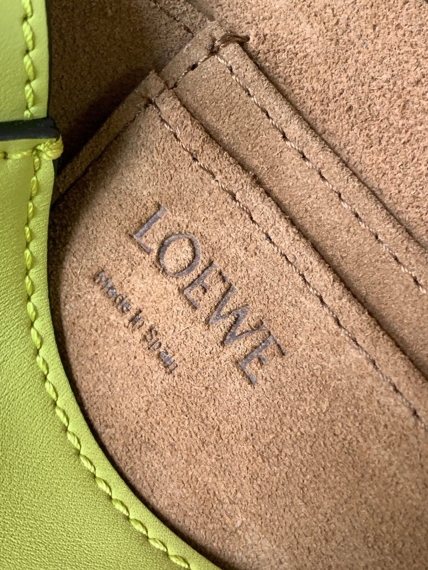 Loewe Saddle Bag 21 Lime Green Leather 280448