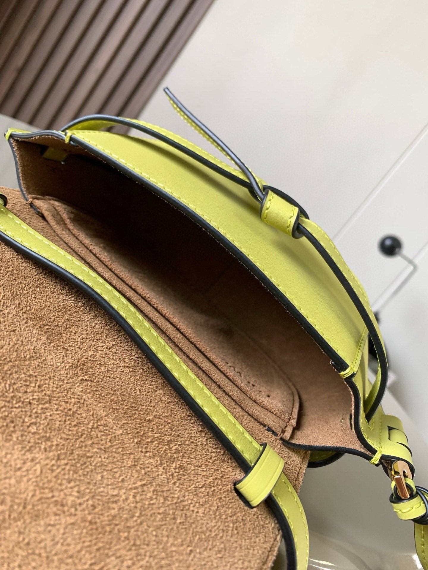 Loewe Saddle Bag 21 Lime Green Leather 280448